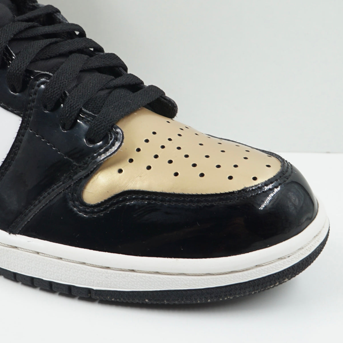 Jordan 1 Retro High NRG Patent Gold Toe