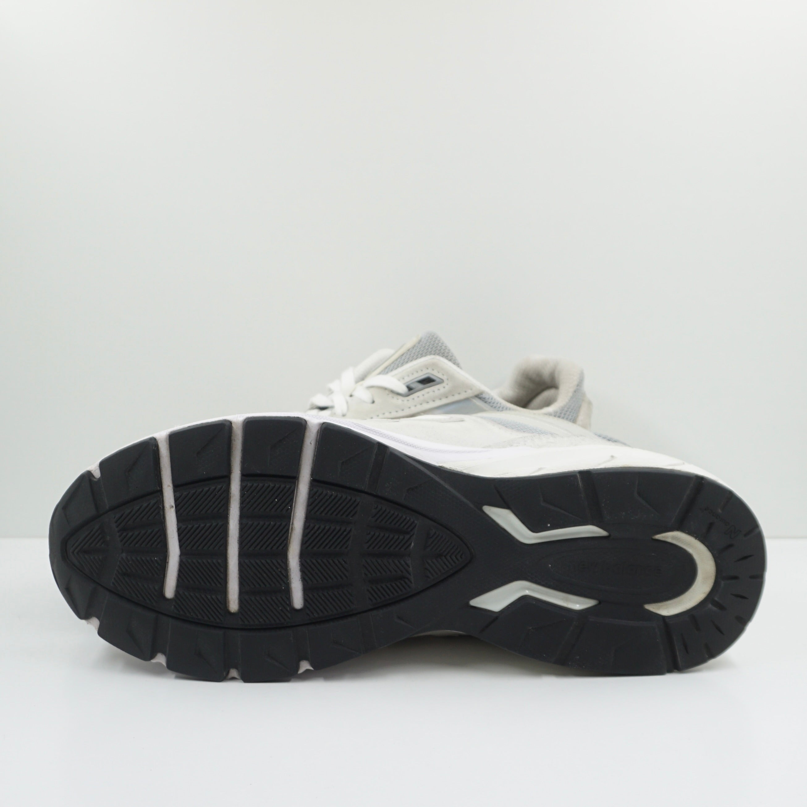 New Balance 990v5 Nimbus Cloud