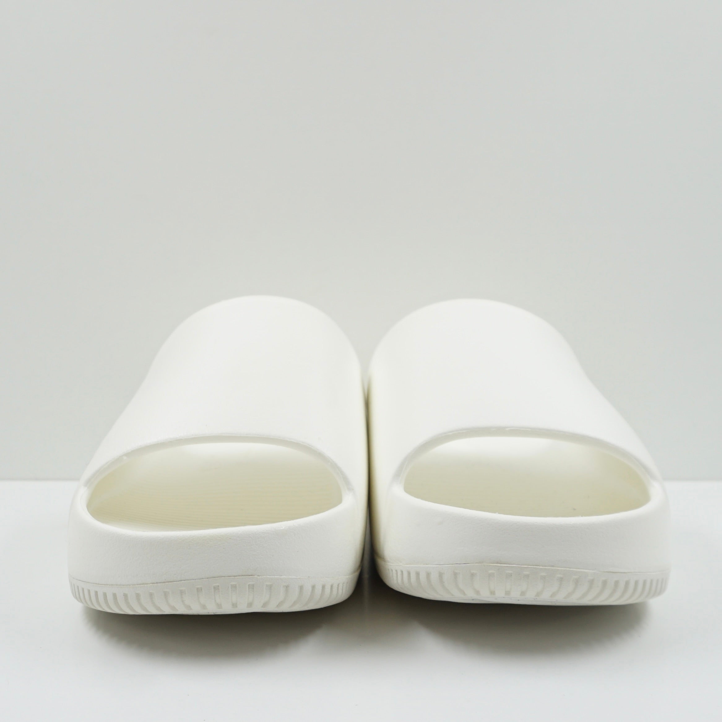 Nike Calm Slide Sail