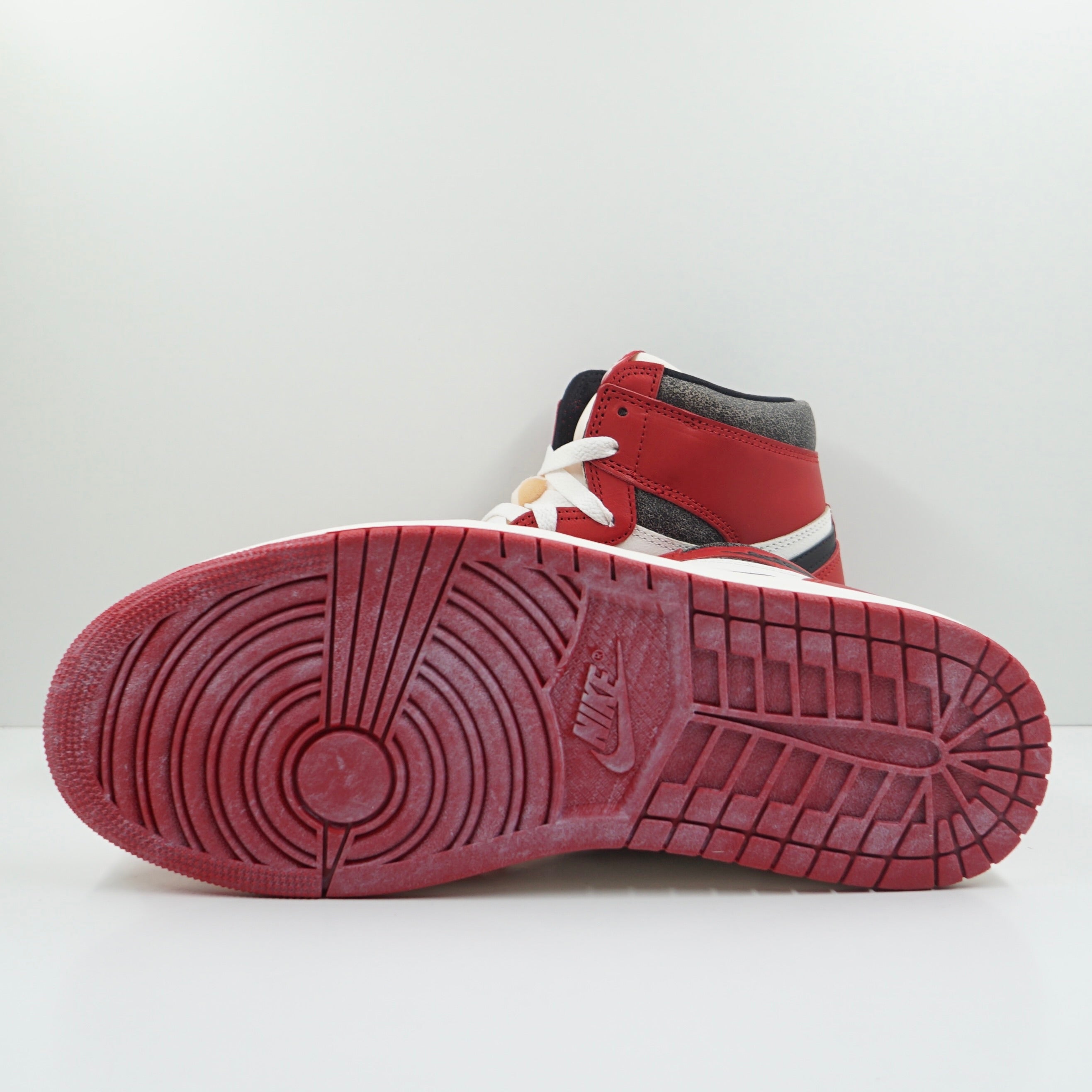 Jordan 1 Retro High OG Chicago Lost And Found