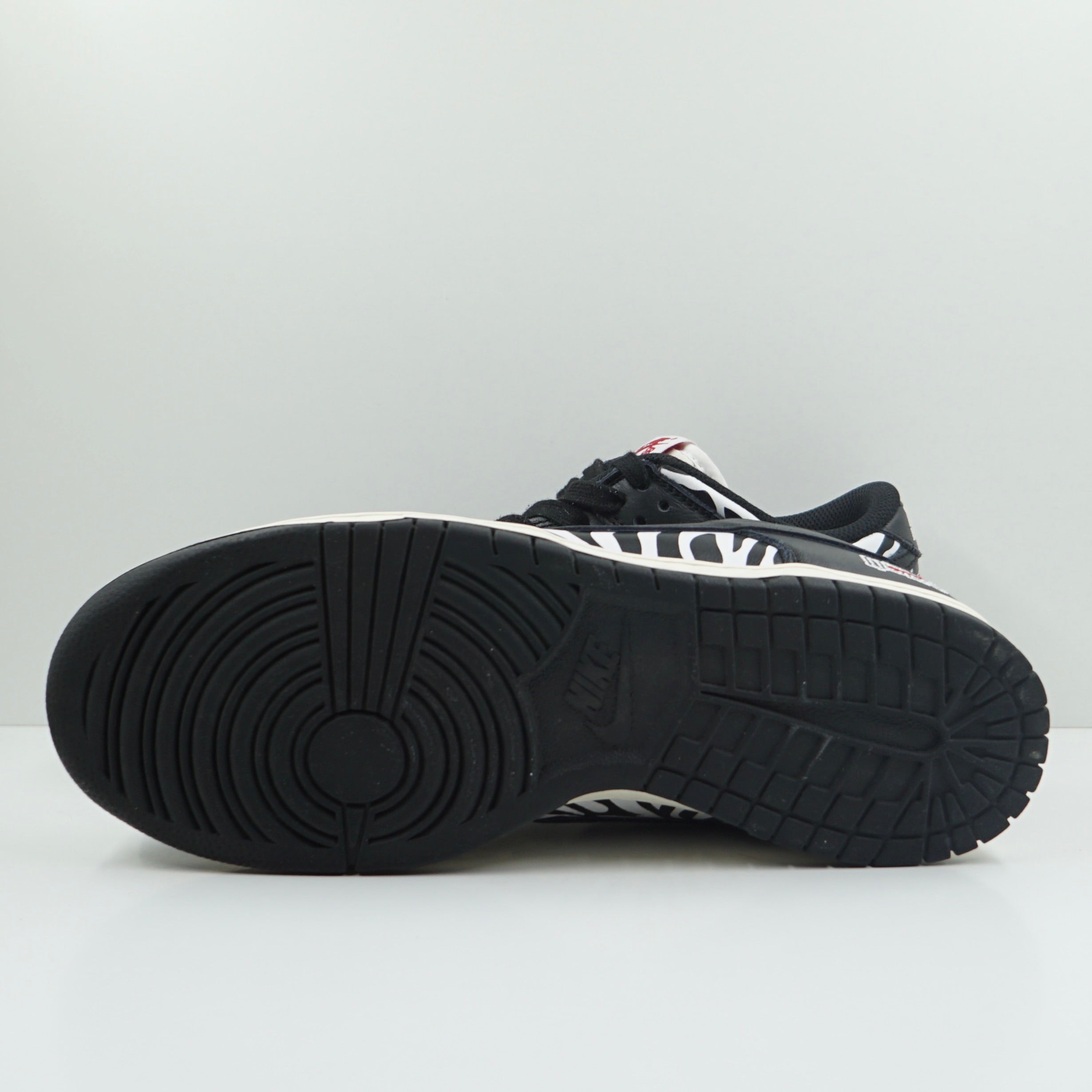Nike SB Dunk Low OG QS Quartersnacks Zebra