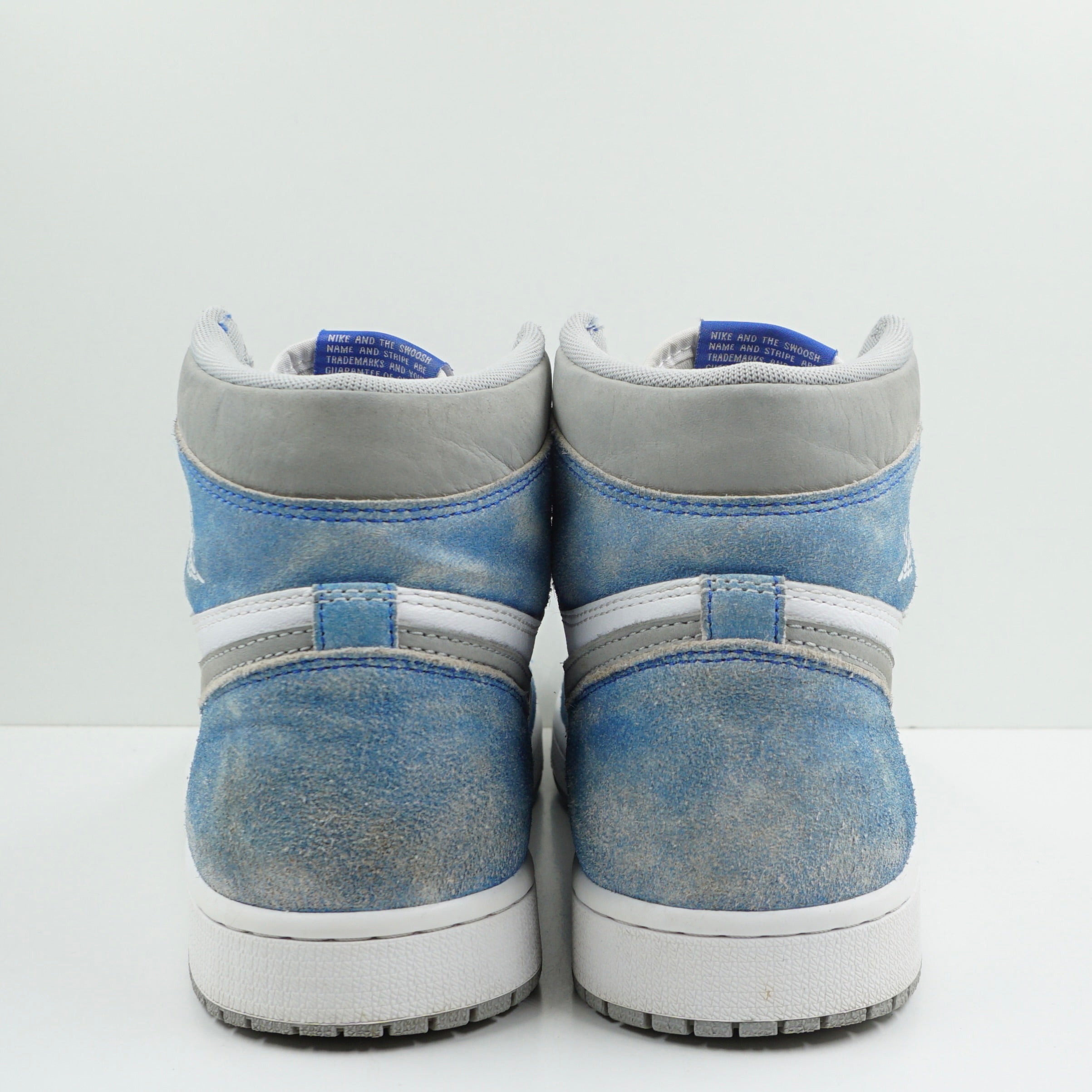 Jordan 1 Retro High Hyper Royal Smoke Grey