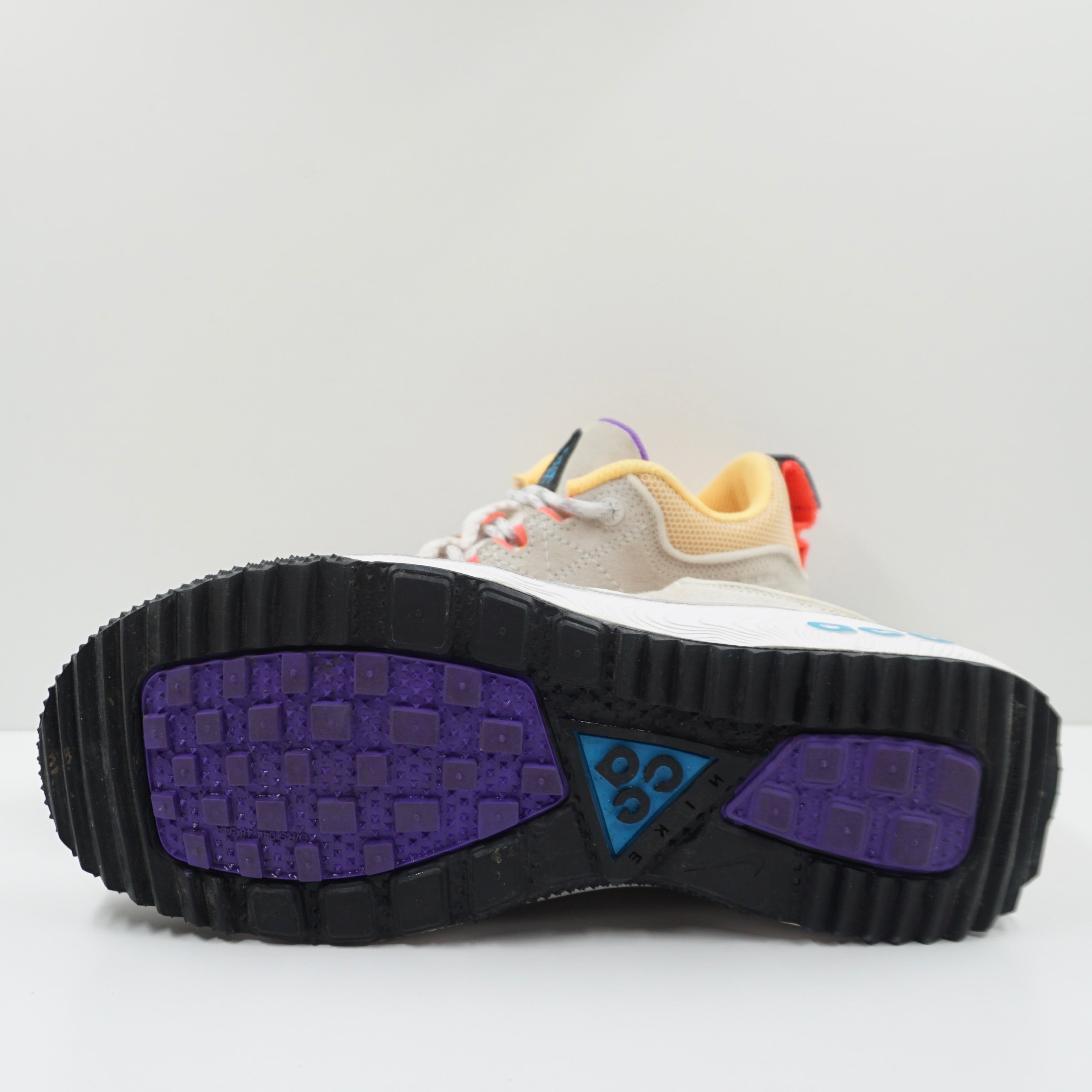 Nike ACG Dog Mountain Summit White Black Laser Orange