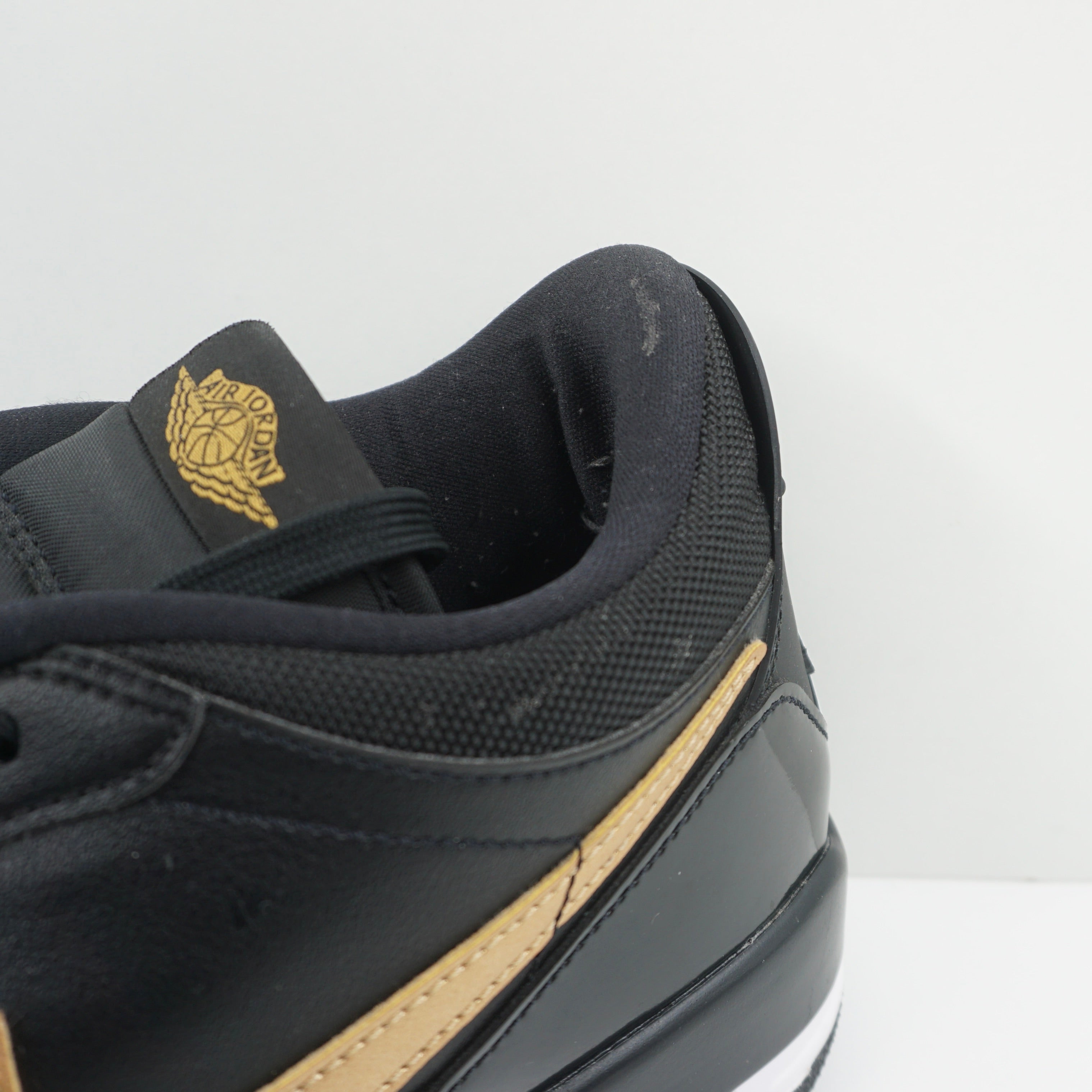 Jordan Legacy 312 Low Black Metallic Gold