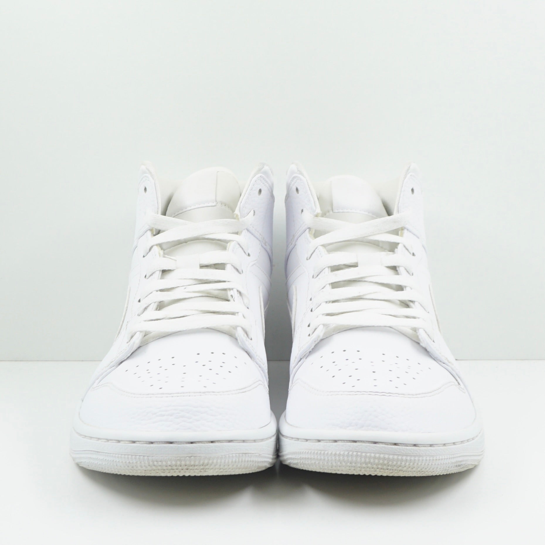 Jordan 1 Mid Triple White 2.0 (2020)