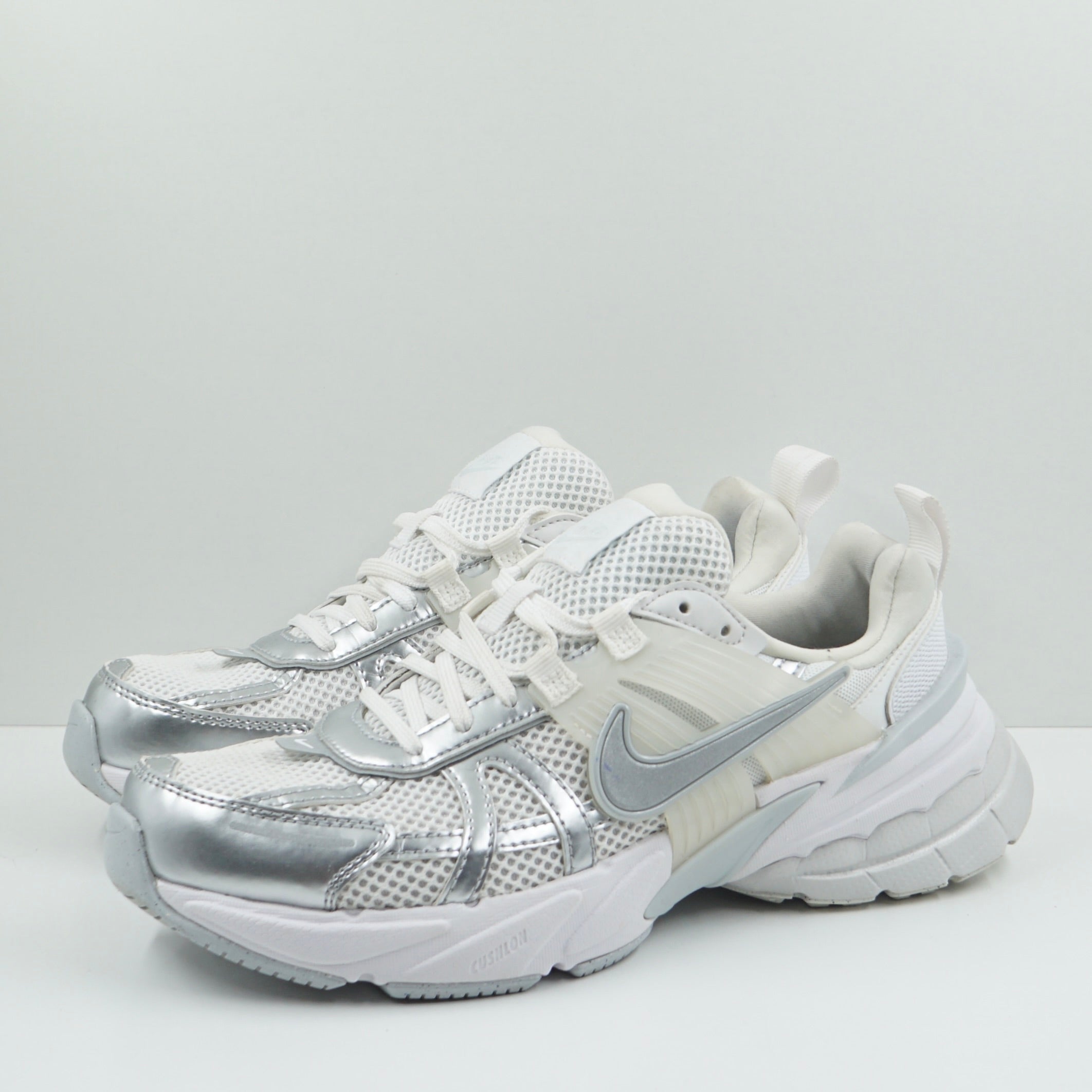 Nike V2K Run Metallic Silver White (W)