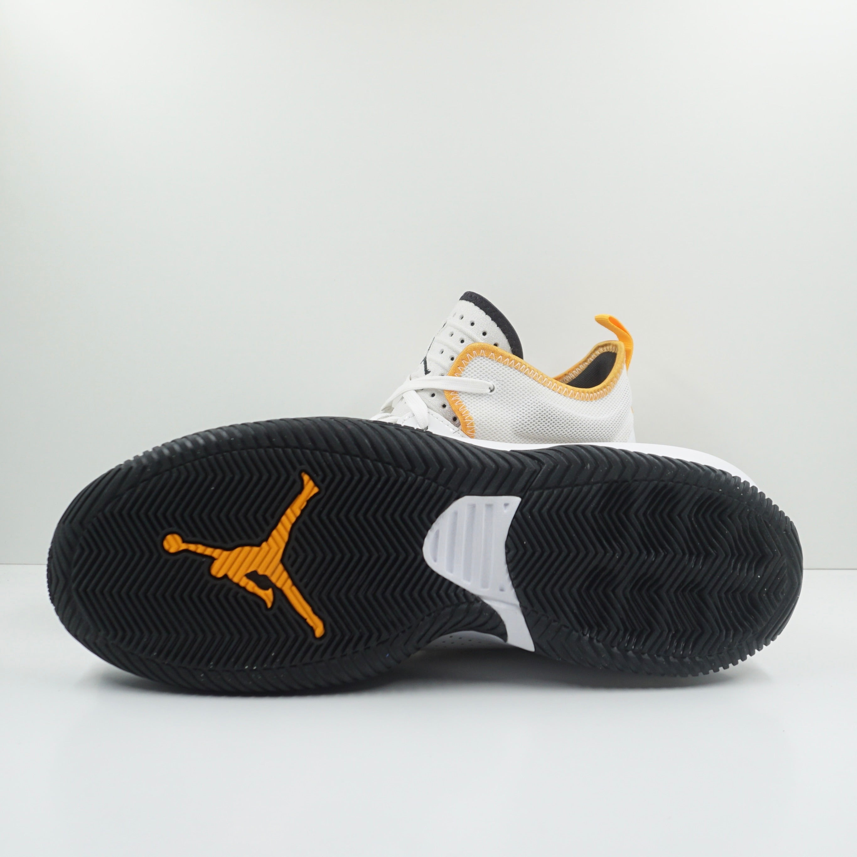 Jordan Stay Loyal 2 White Taxi Black