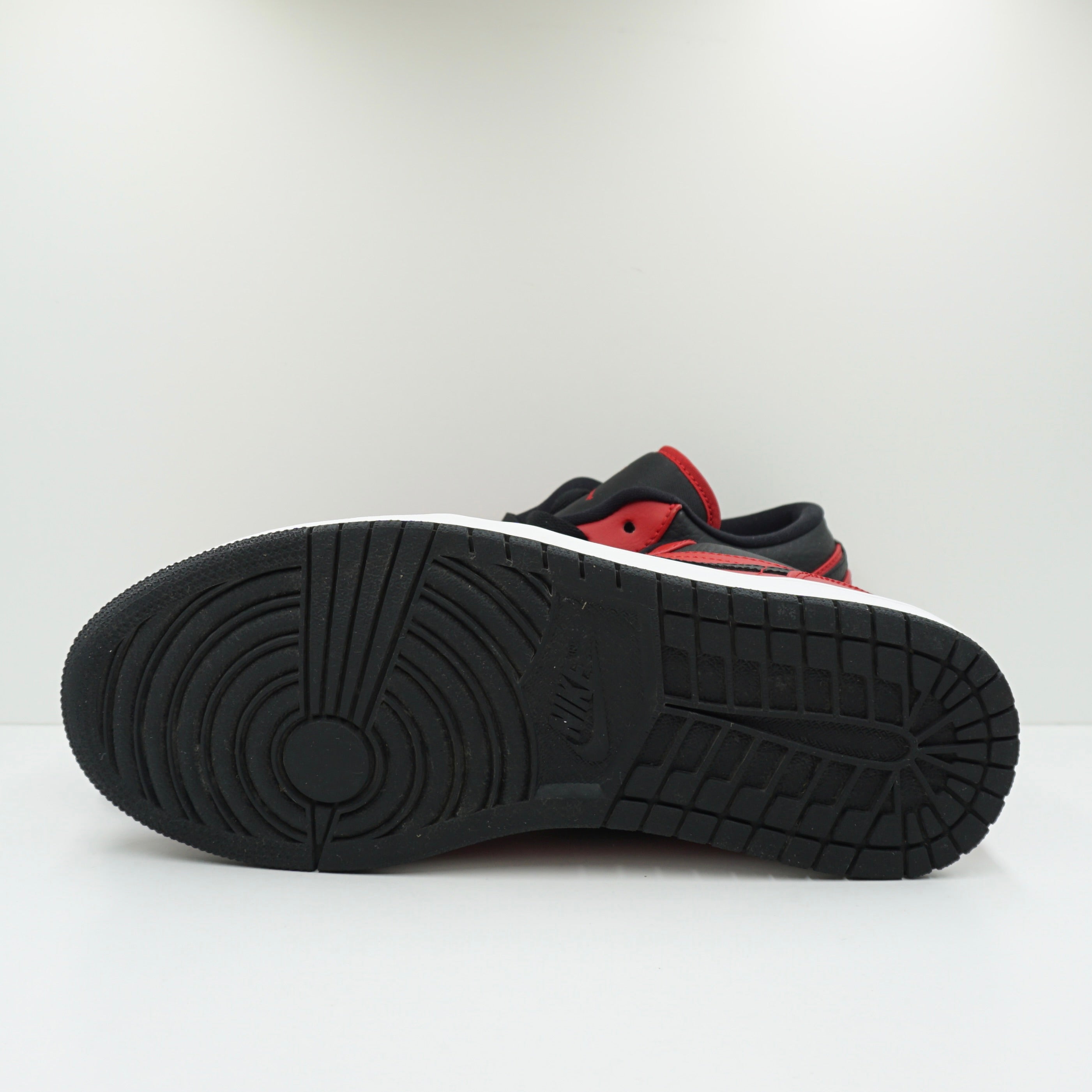 Jordan 1 Low Reverse Bred Pebbled Swoosh