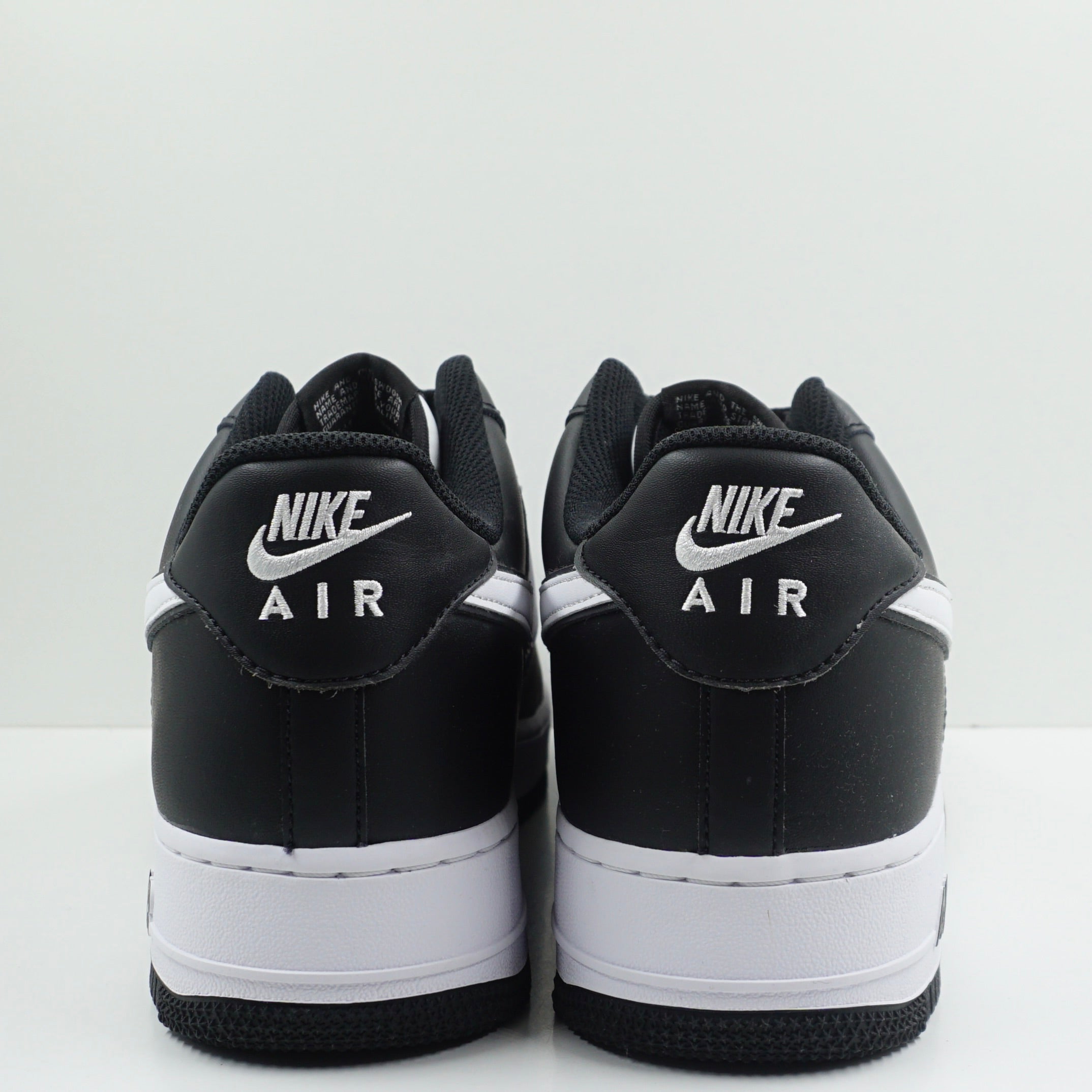 Nike Air Force 1 Low '07 White Swoosh Panda