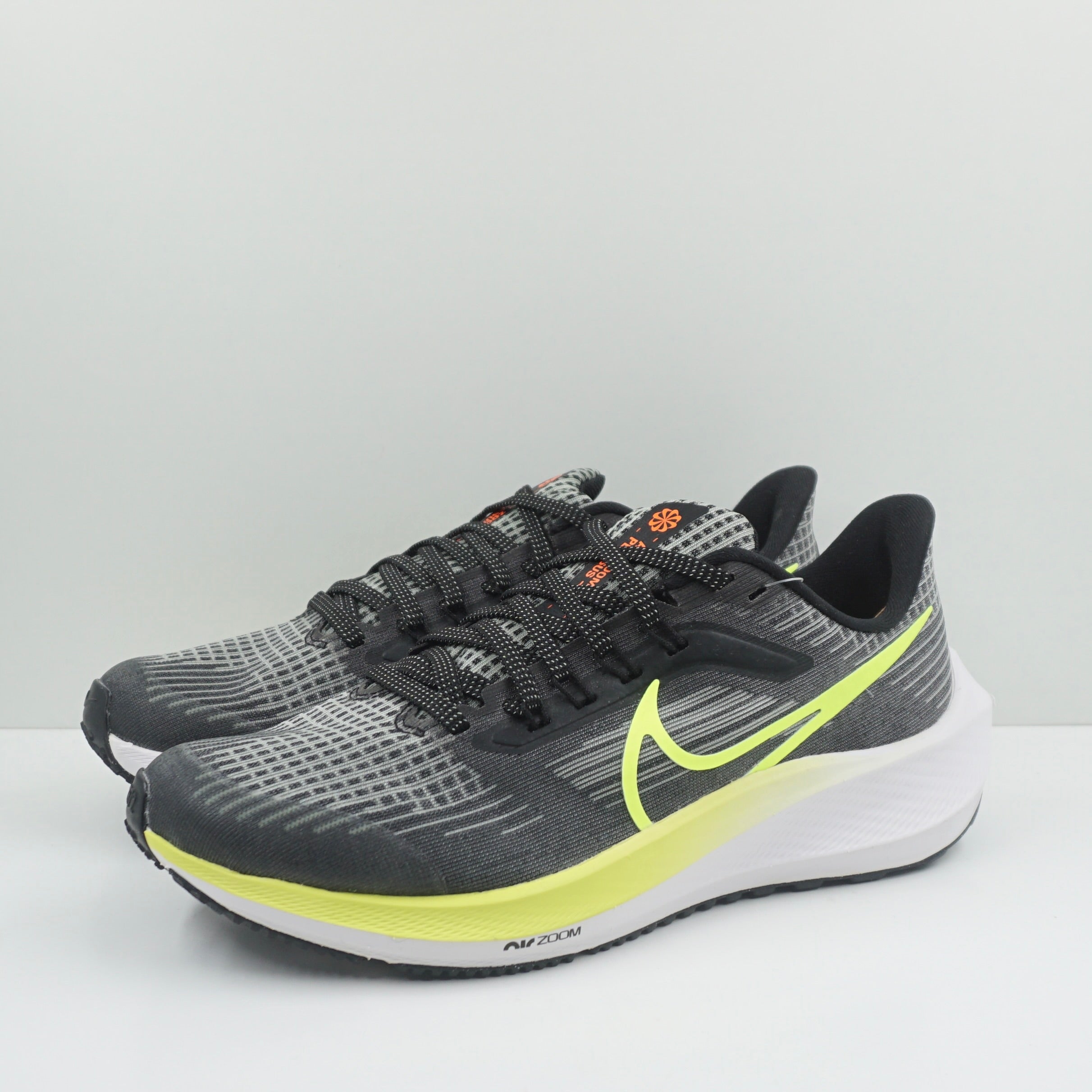 Nike Air Zoom Pegasus 39 Black Barely Volt (GS)