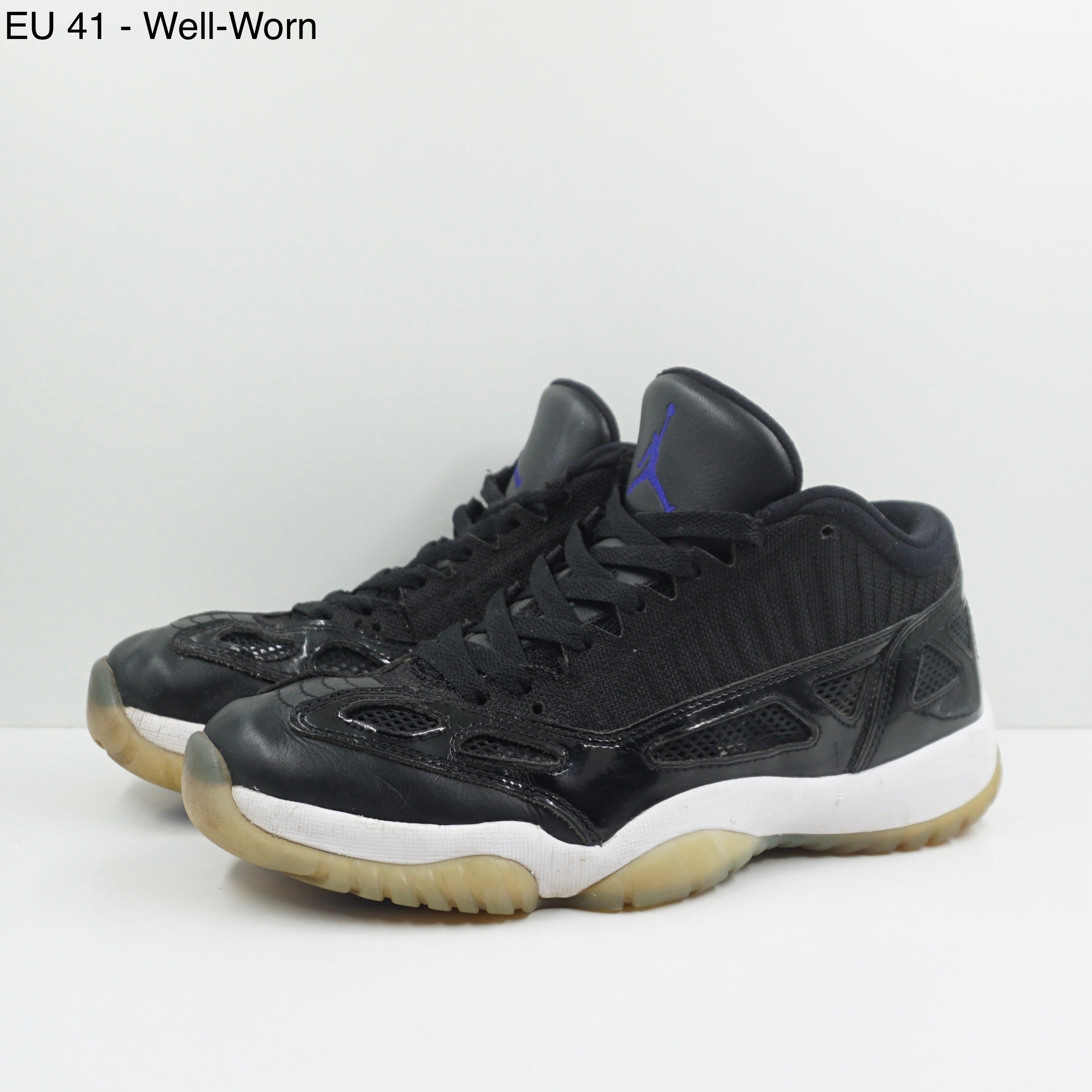 Jordan 11 Retro Low IE Space Jam