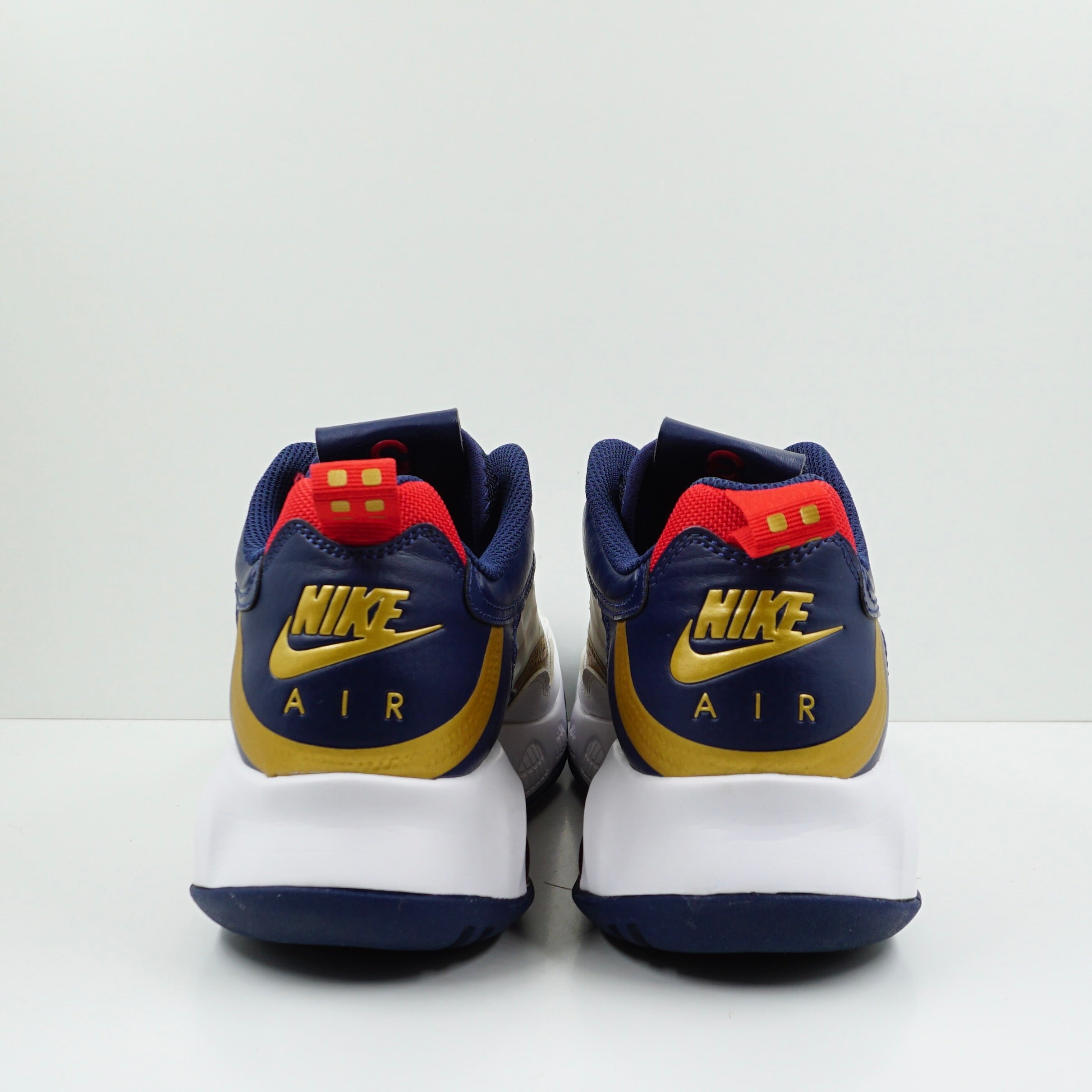 Jordan Max 200 White Midnight Navy