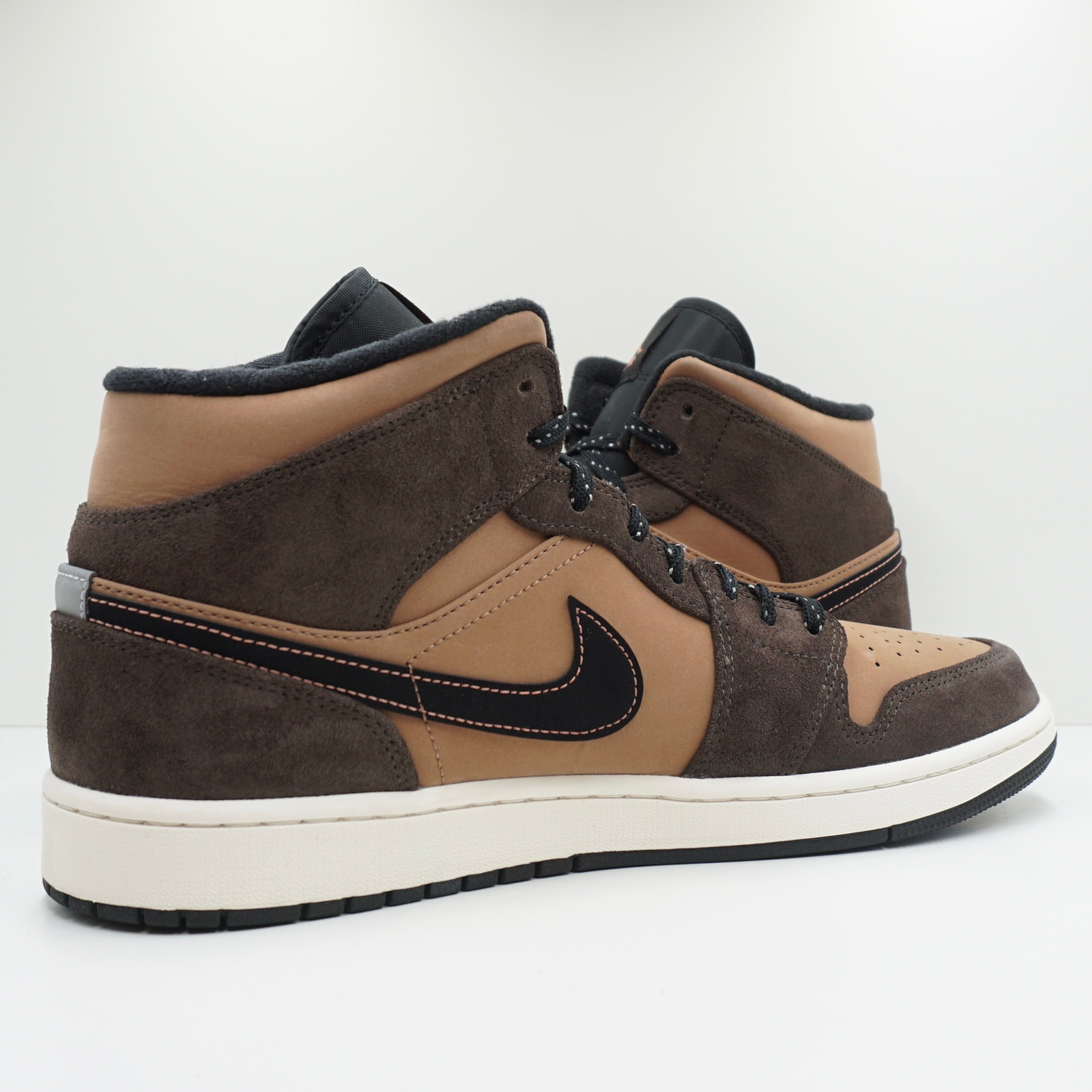 Jordan 1 Mid SE Dark Chocolate