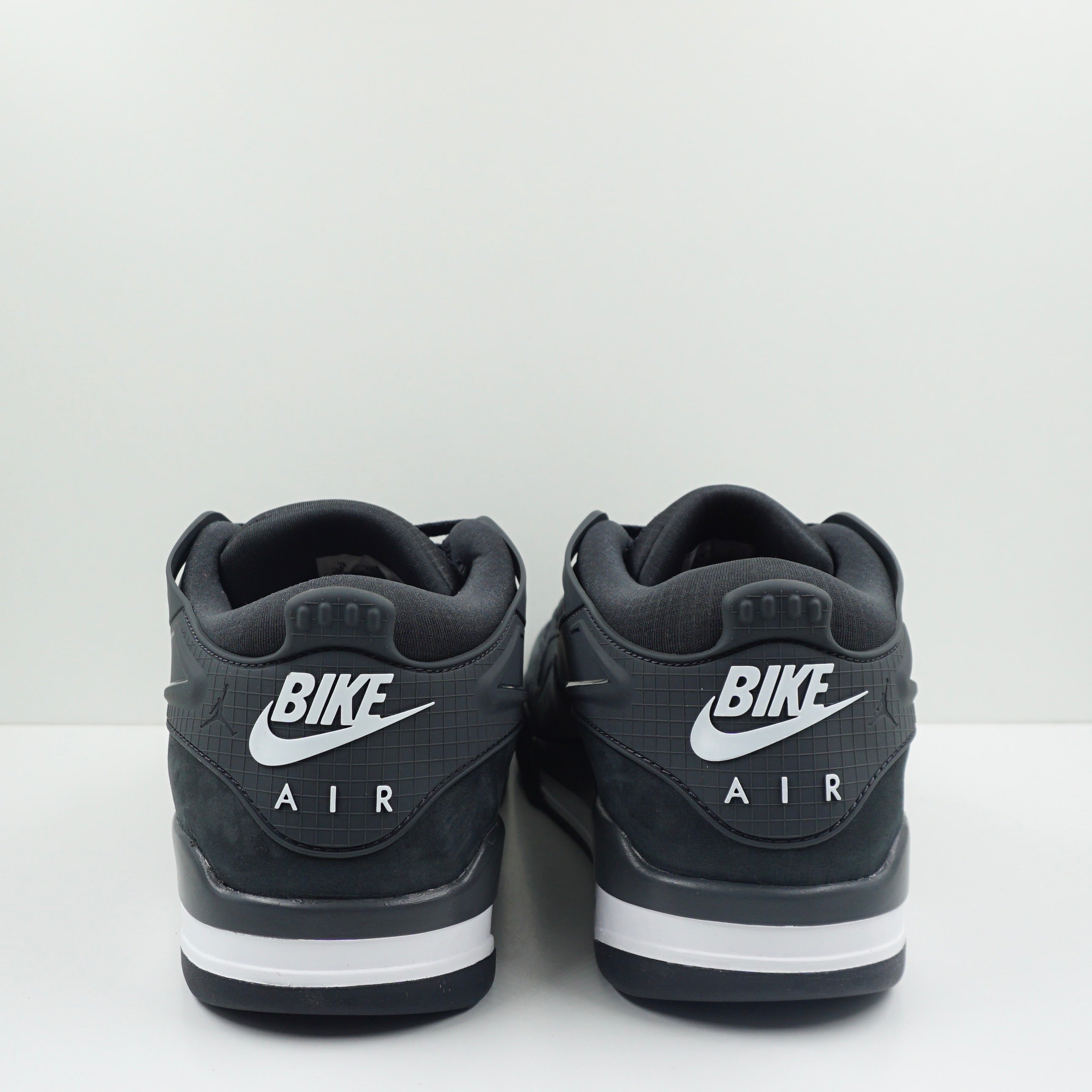 Jordan 4 RM SP Nigel Sylvester Driveway Grey