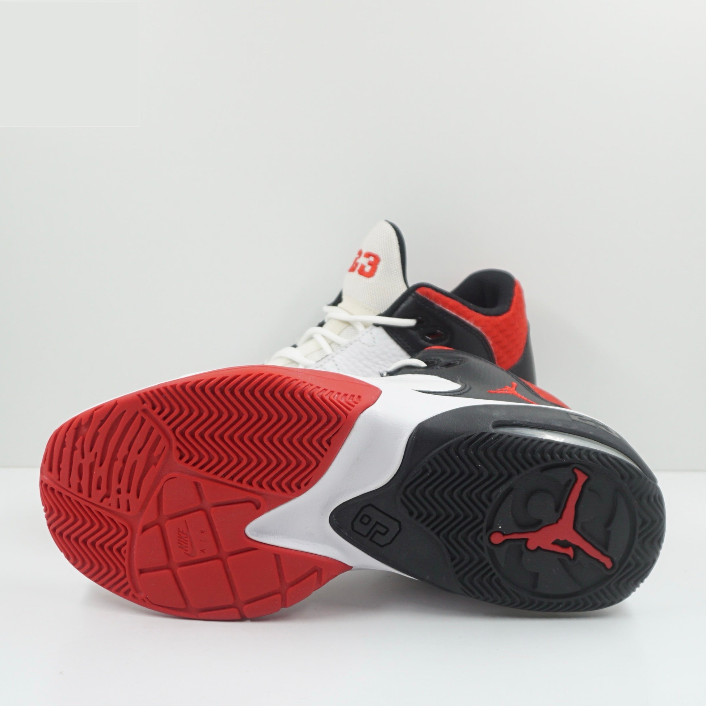 Jordan Max Aura 3 White University Red