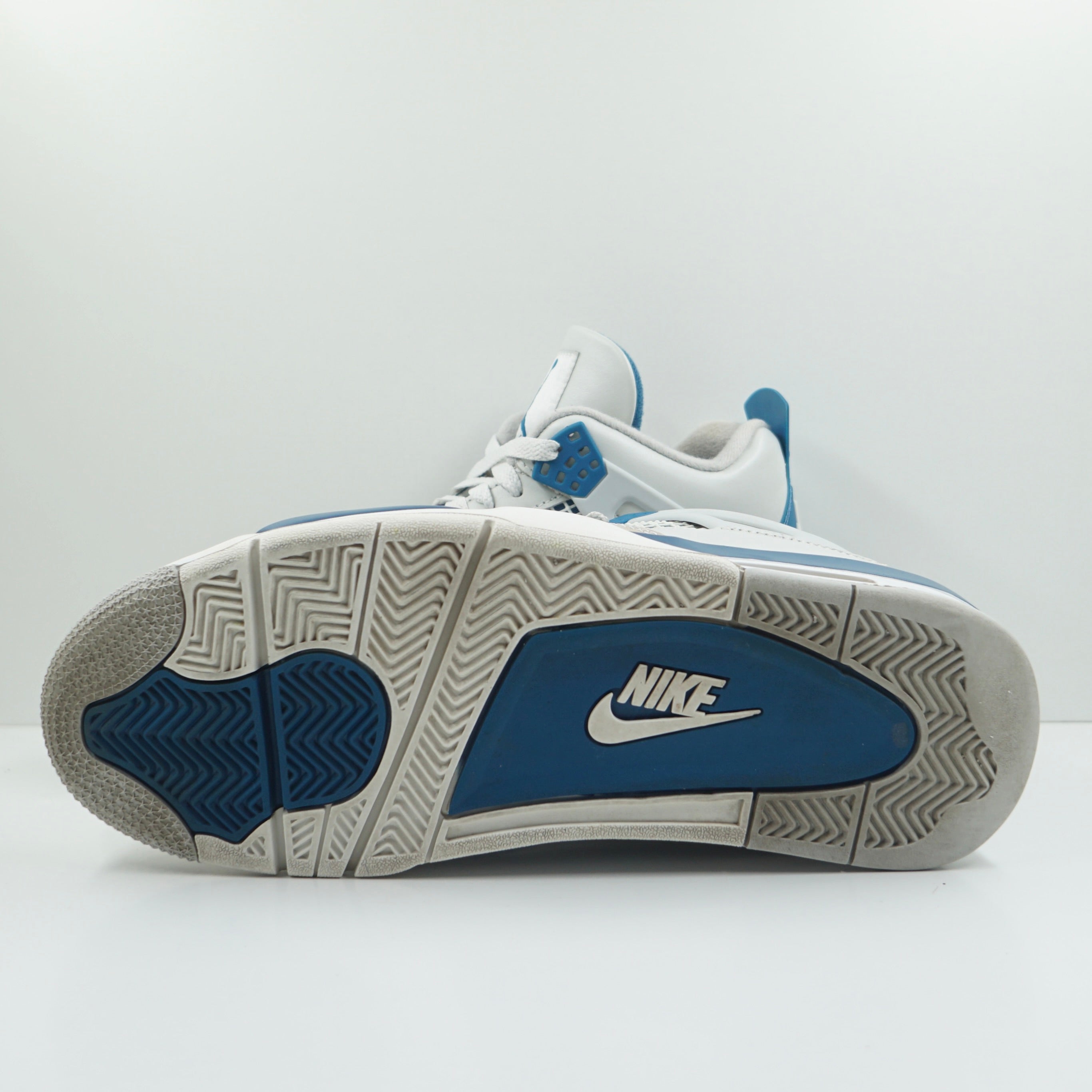Jordan 4 Retro Military Blue (2024)