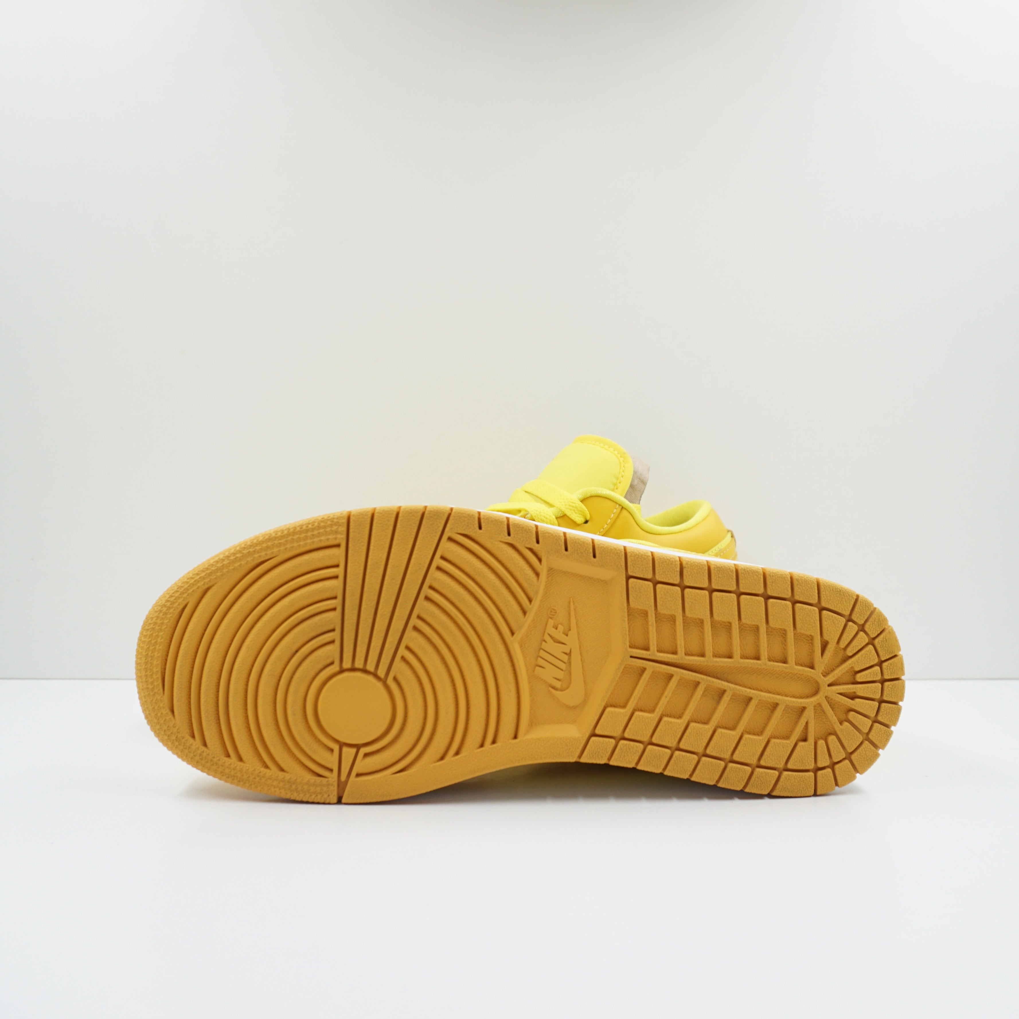 Jordan 1 Low Yellow Strike (W)