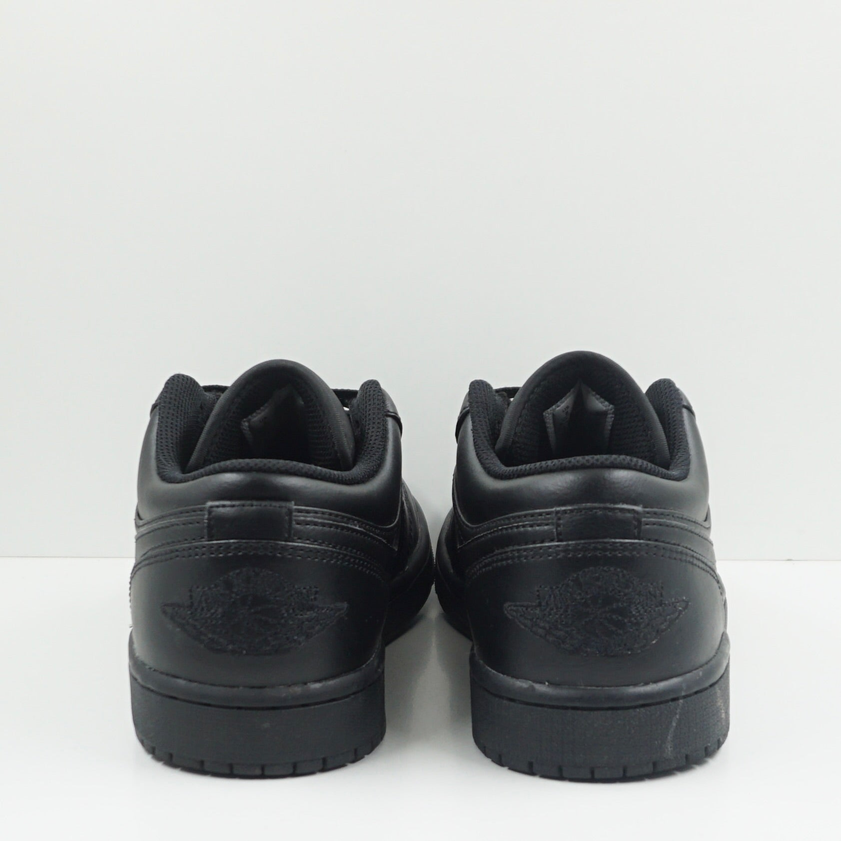 Jordan 1 Low Triple Black