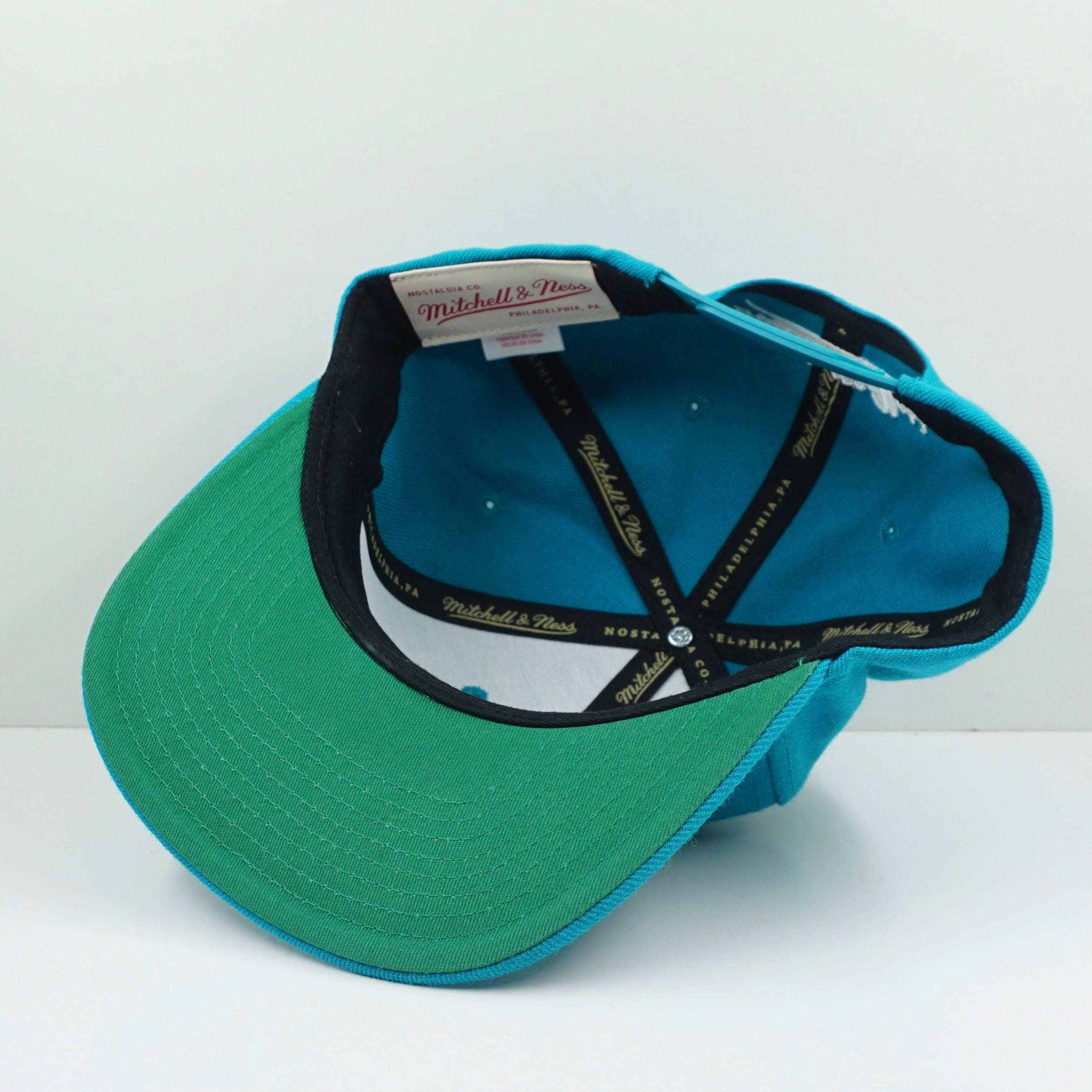 Mitchell & Ness Detroit Pistons Teal Snapback Cap