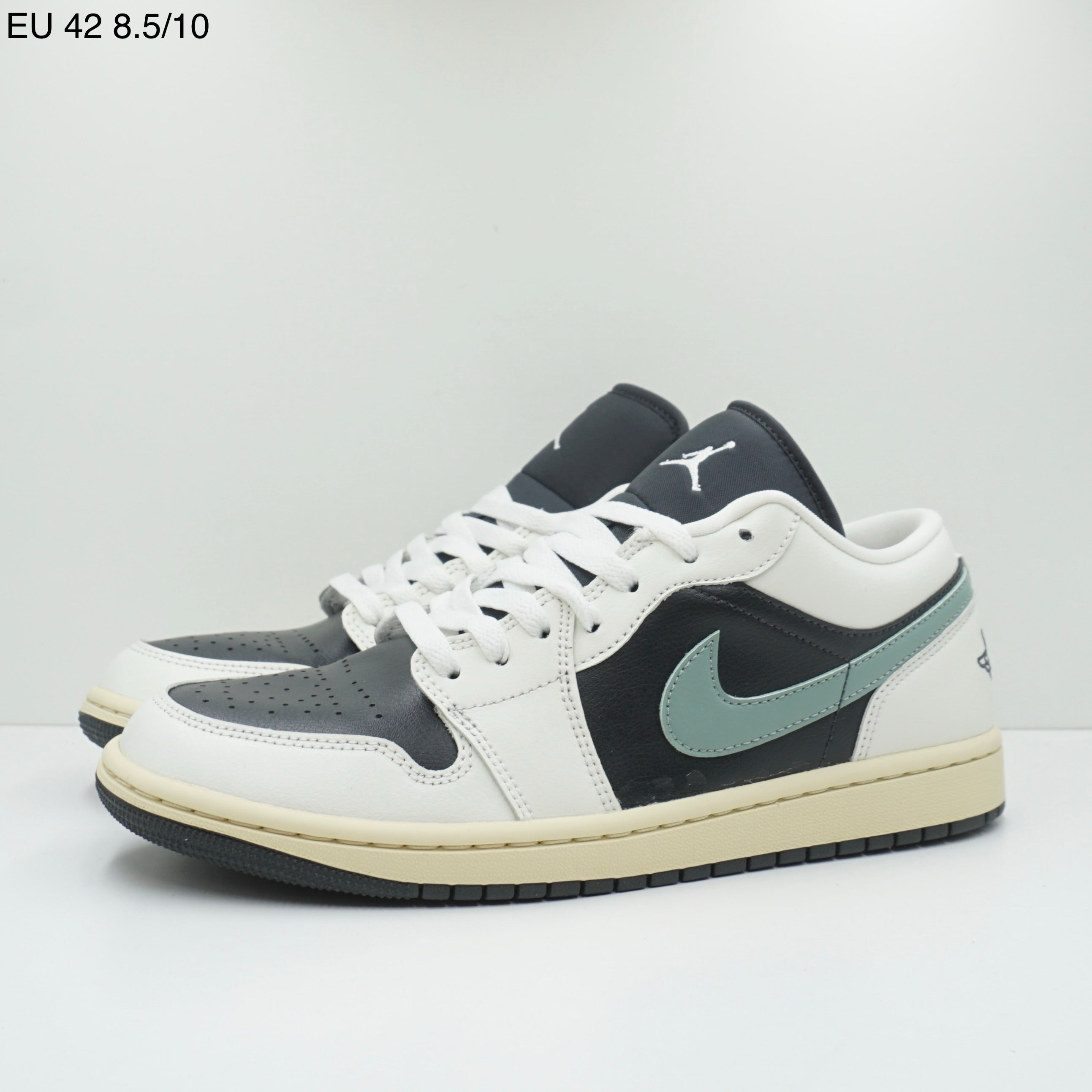 Jordan 1 Low Jade Smoke (W)