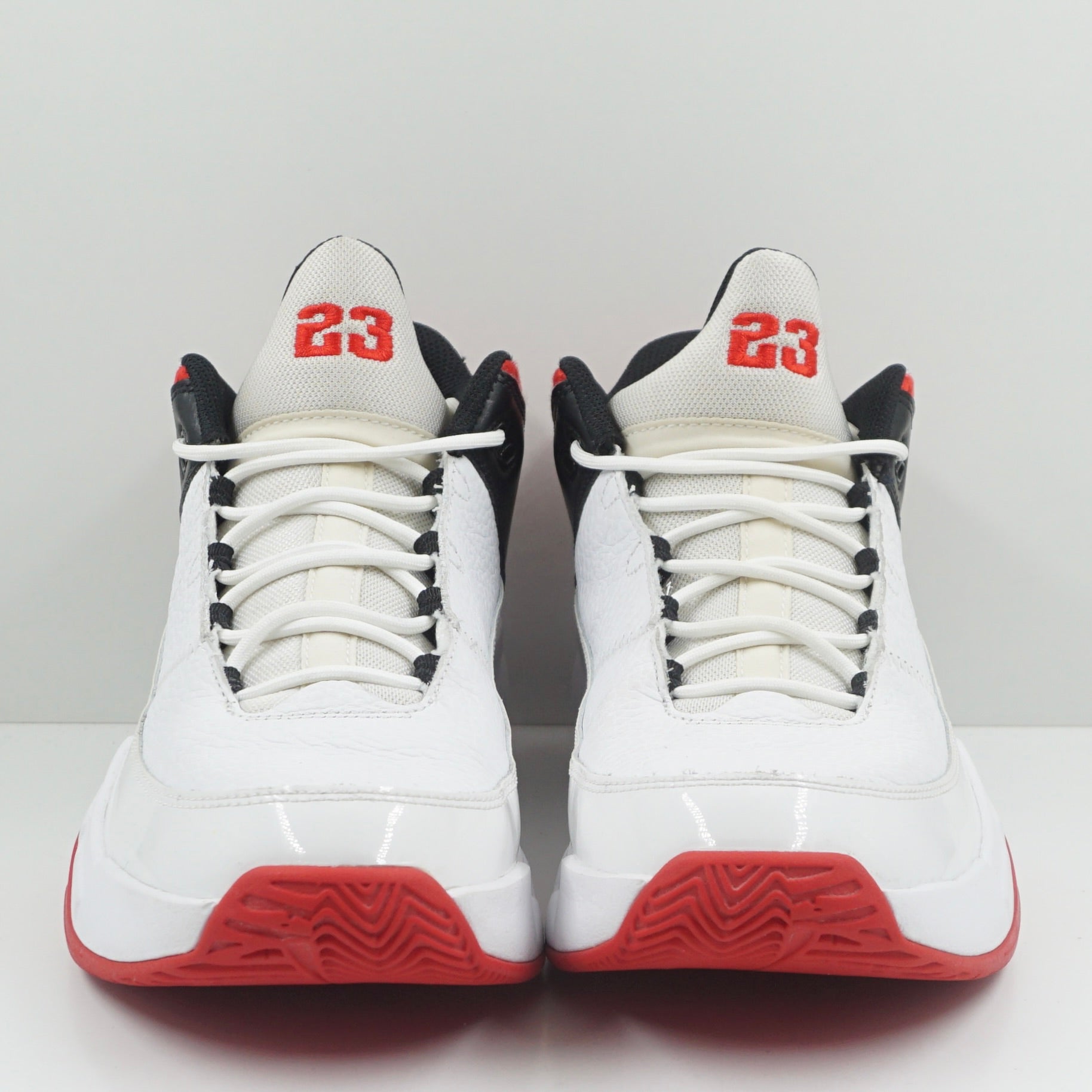 Jordan Max Aura 3 White University Red
