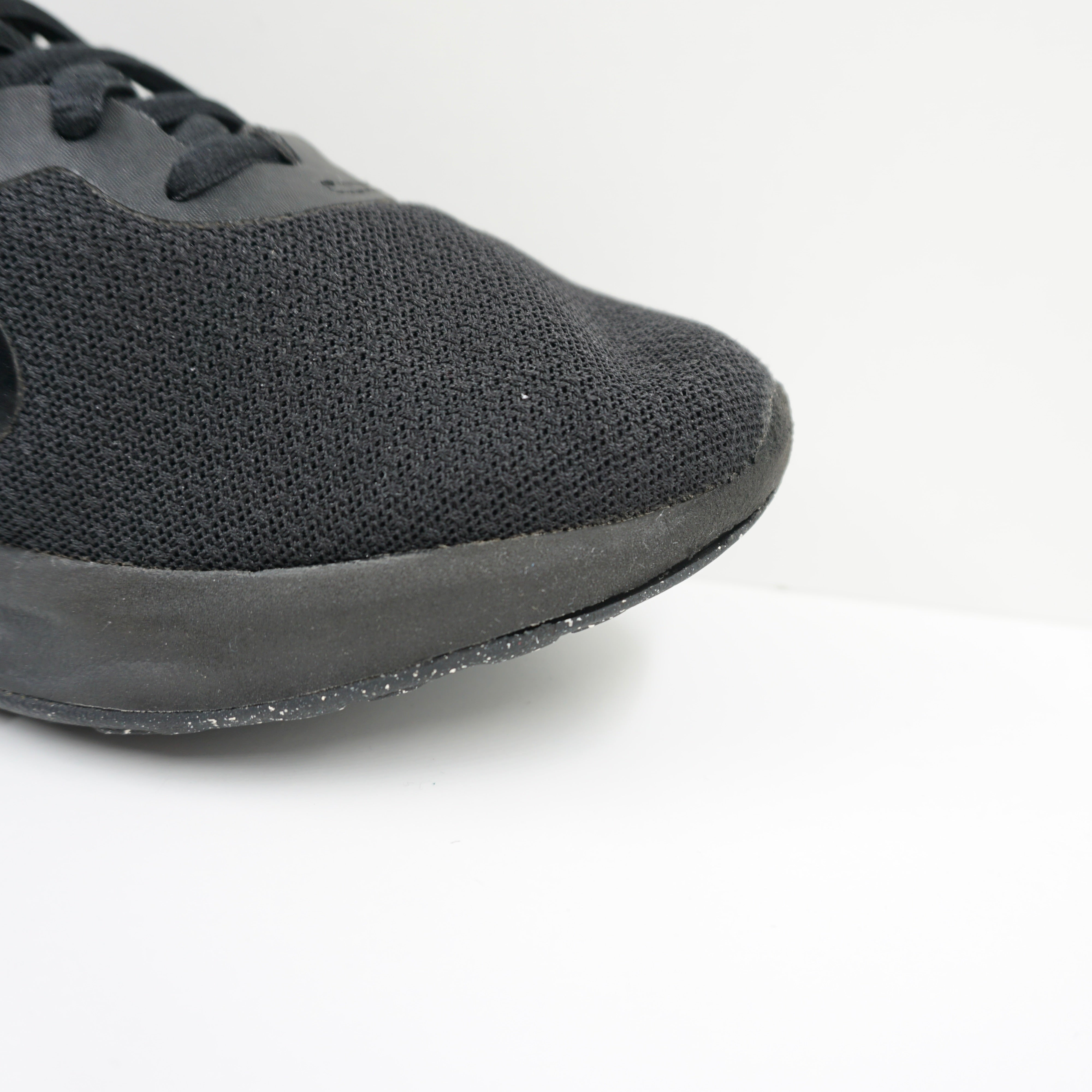 Nike Revolution 6 Next Nature Triple Black
