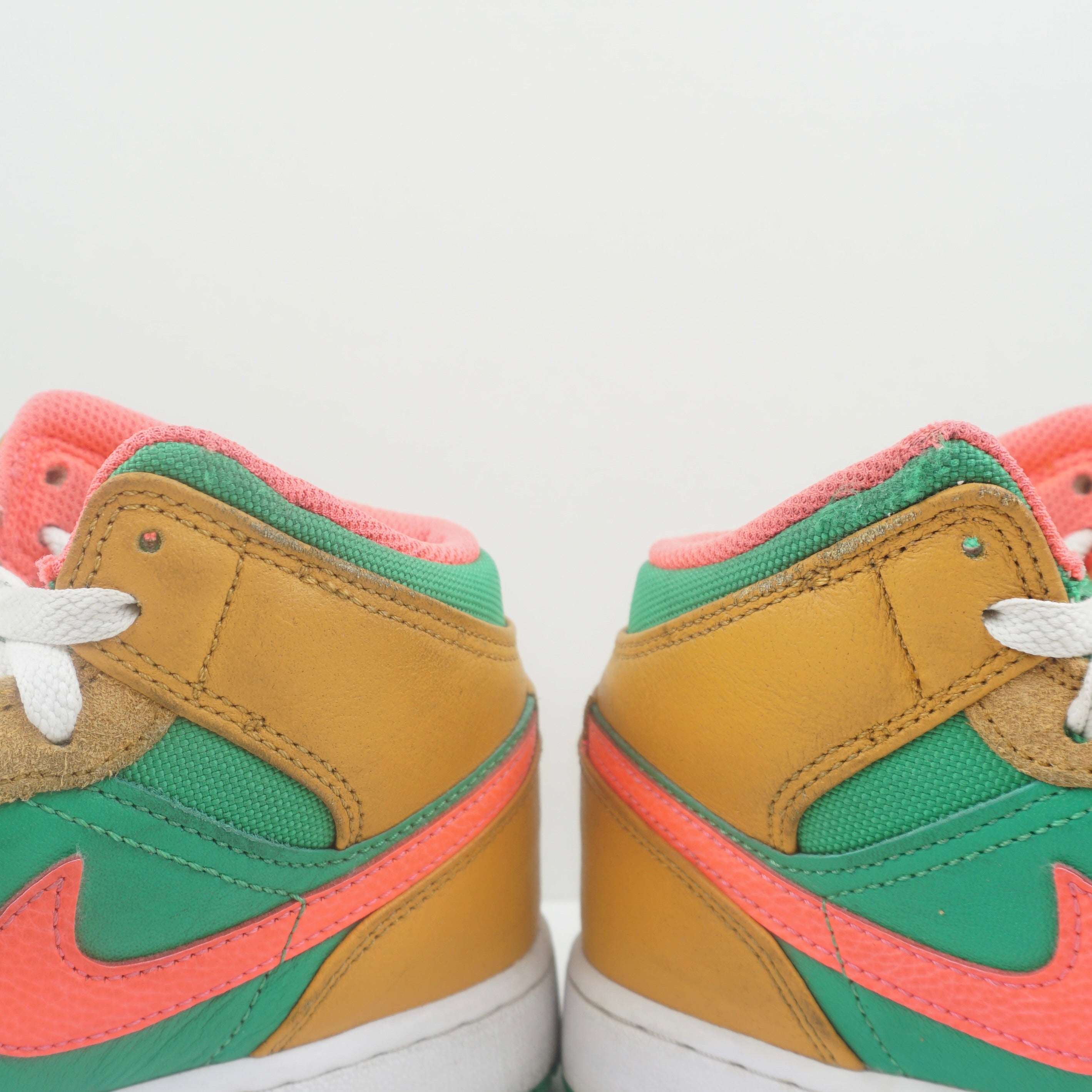 Jordan 1 Mid SE Chutney Lucky Green (GS)