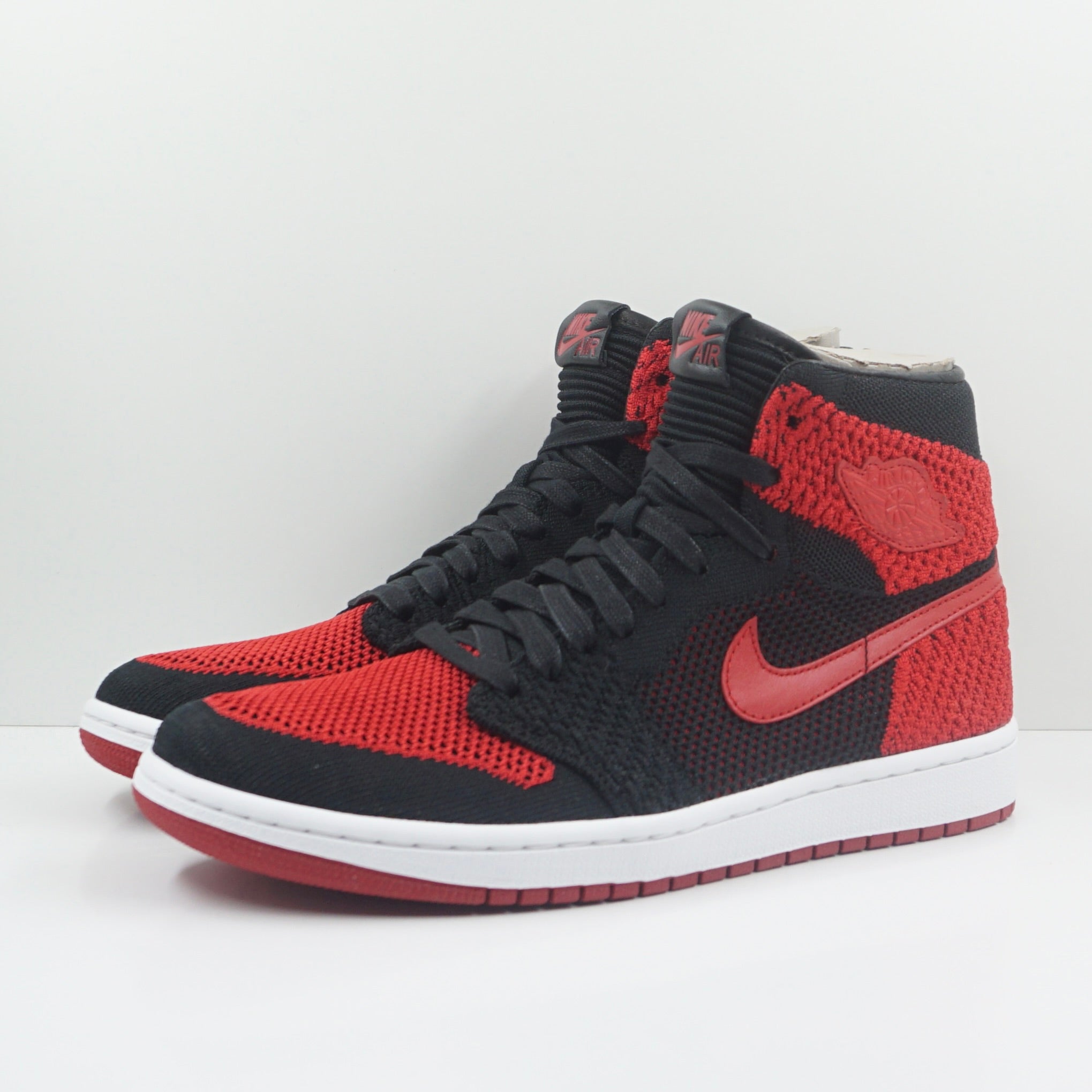 Jordan 1 Retro High Flyknit Bred