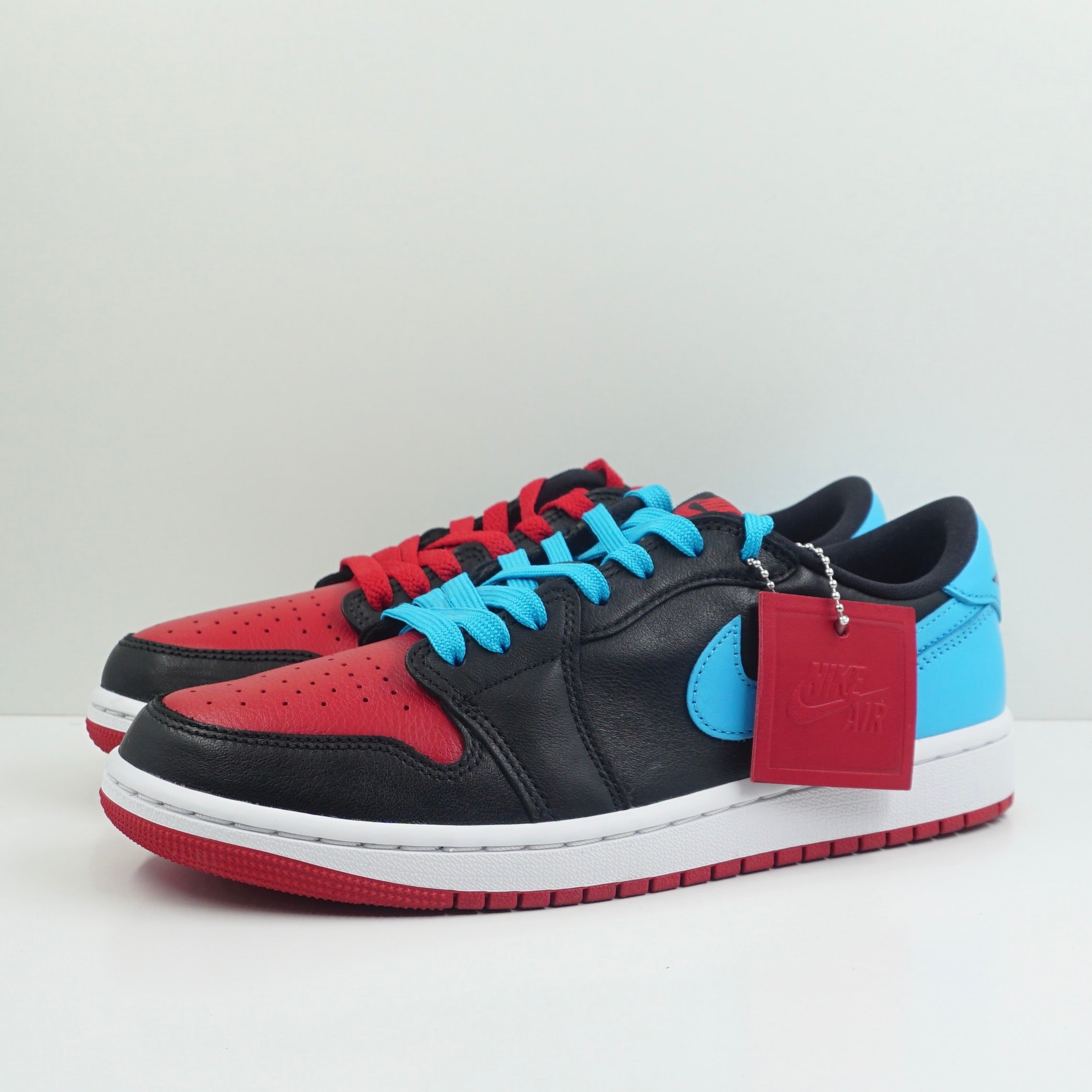 Jordan 1 Retro Low OG NC to Chi (W)