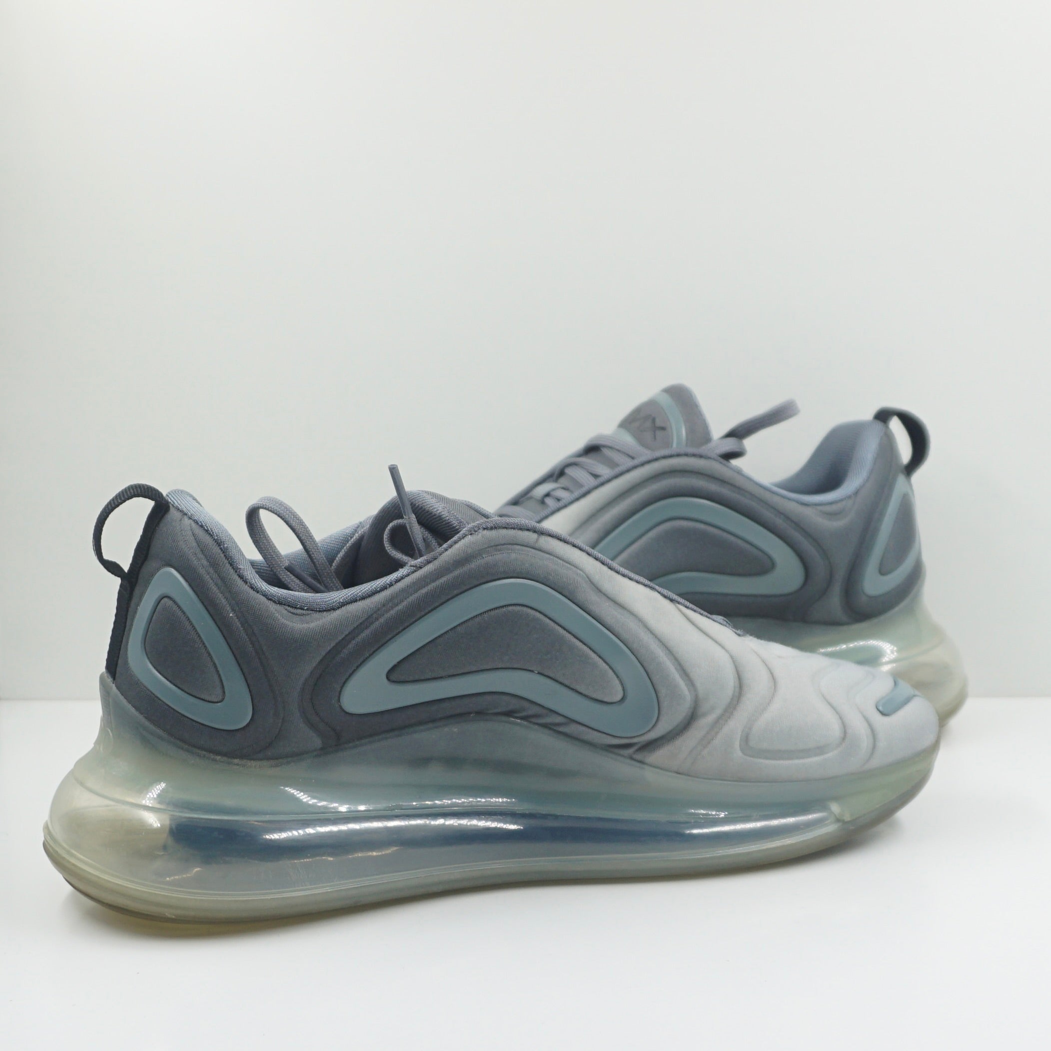 Nike Air Max 720 Carbon Grey