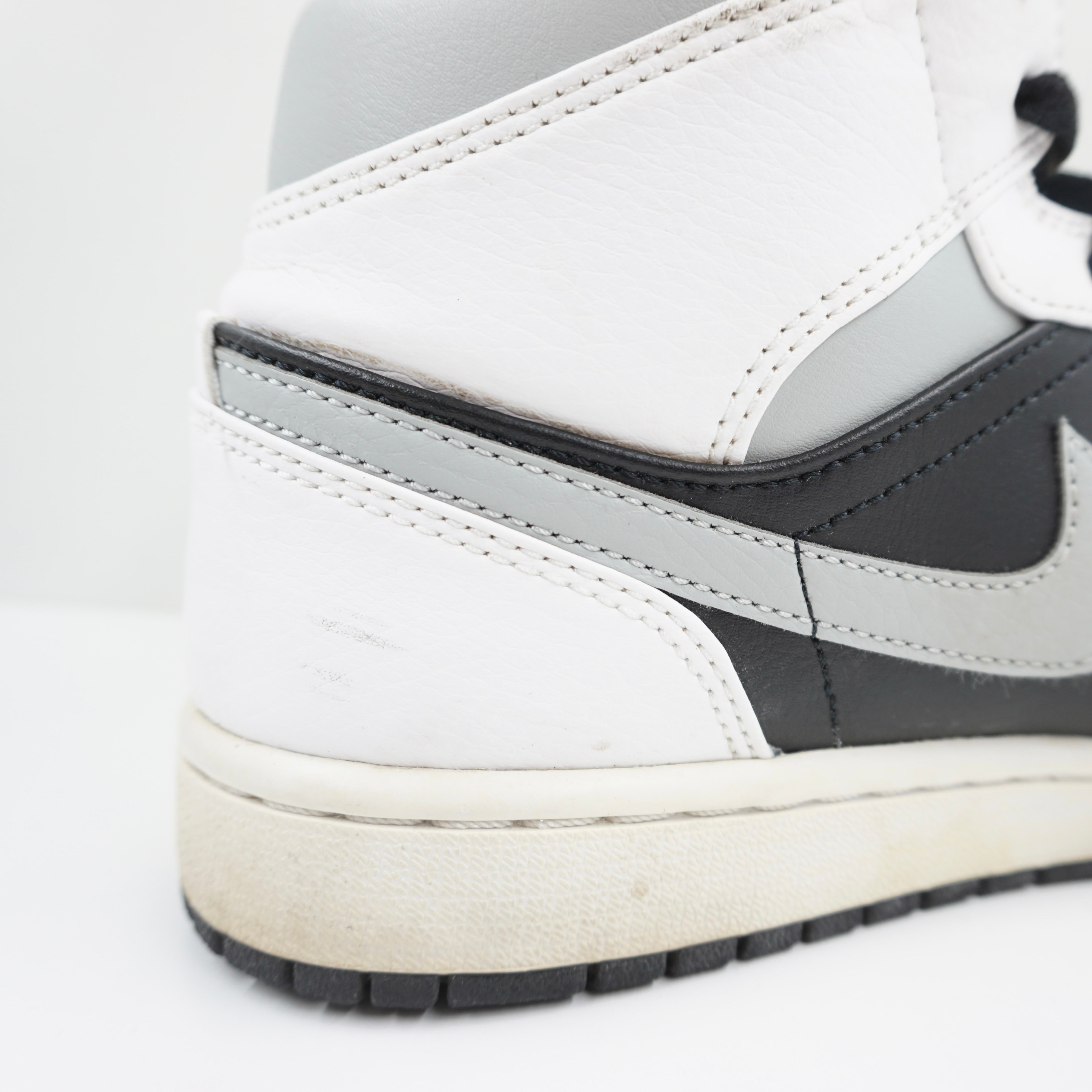 Jordan 1 Mid White Shadow