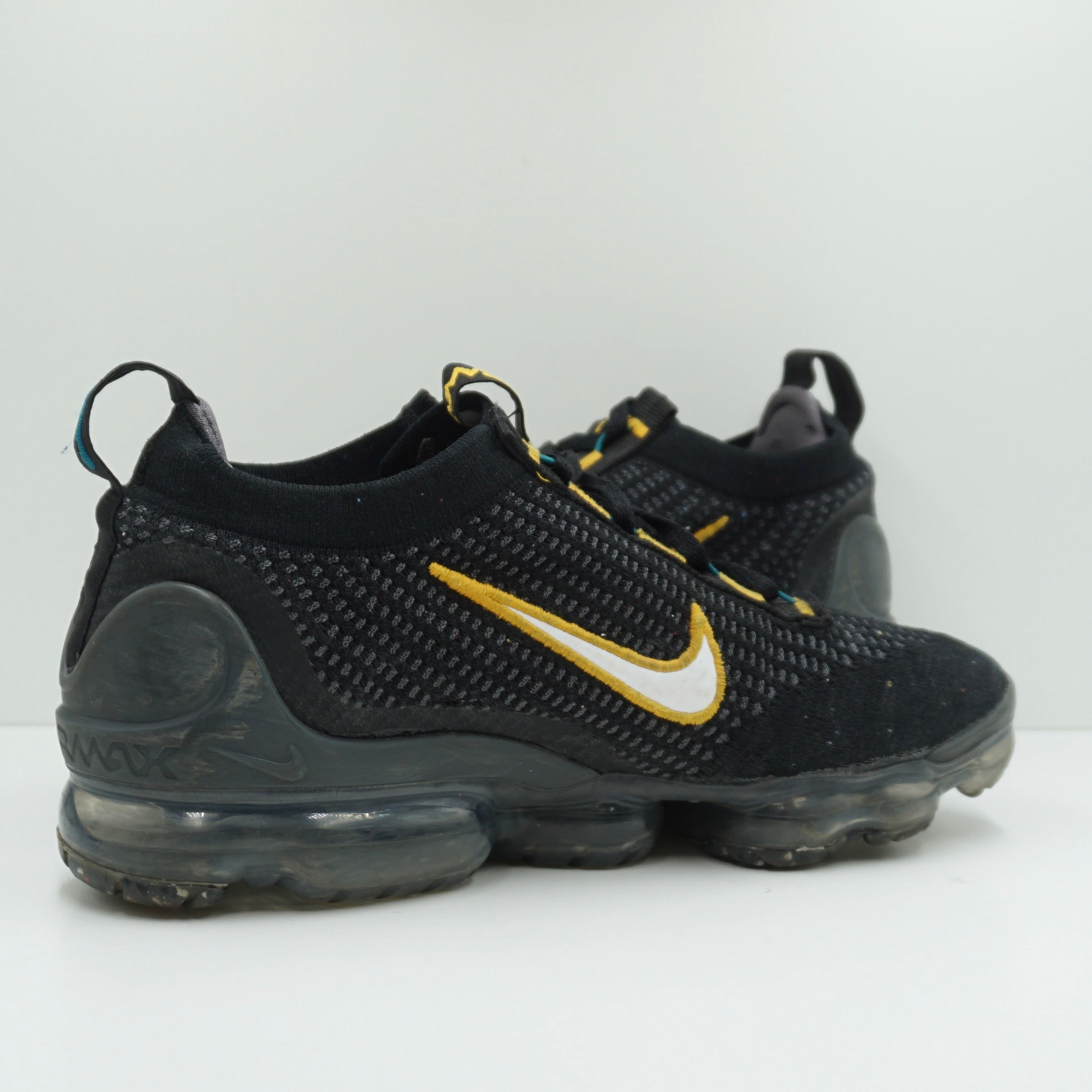 Nike Air VaporMax 2021 FK Black University Gold