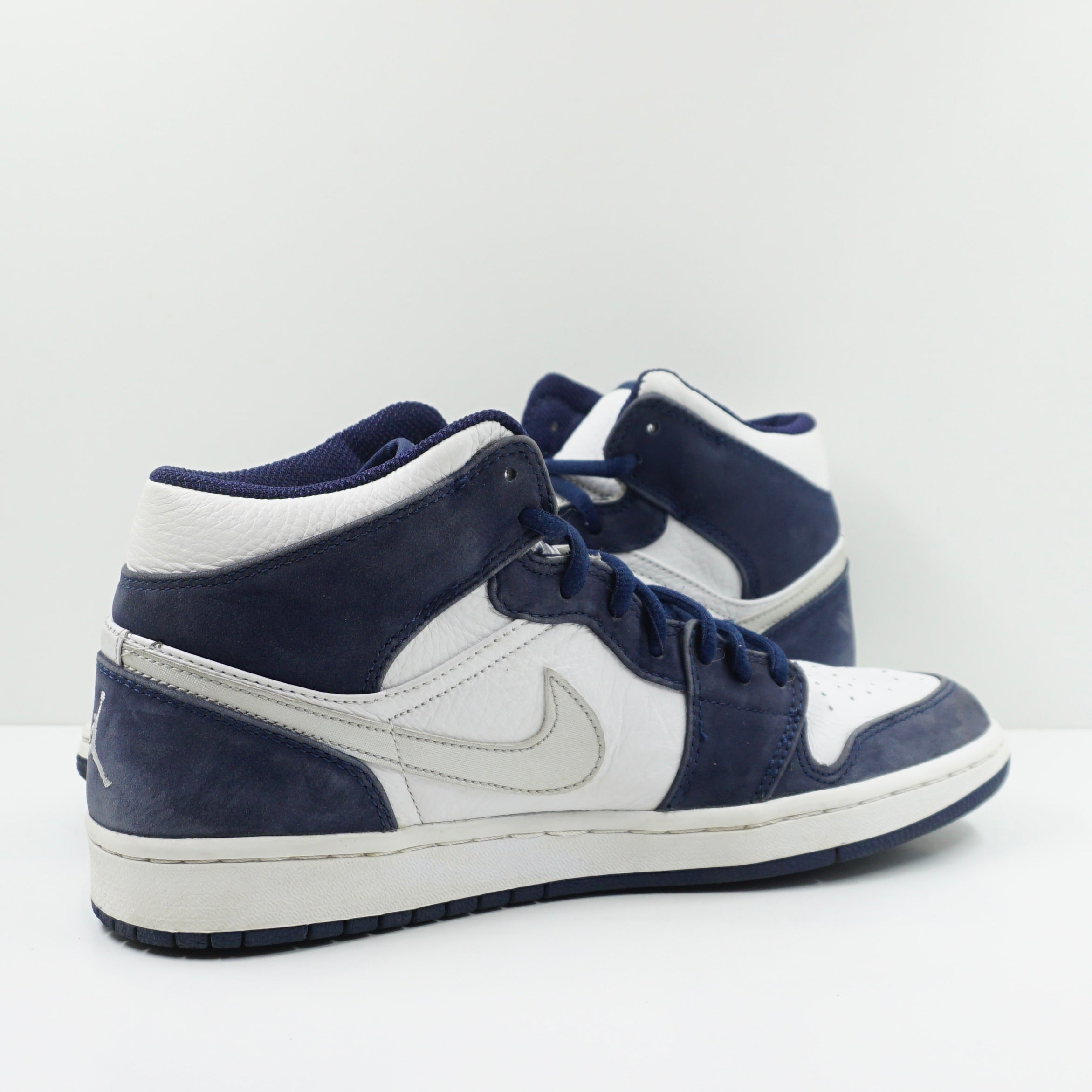 Jordan 1 Mid CO.JP Midnight Navy numbered (2001)
