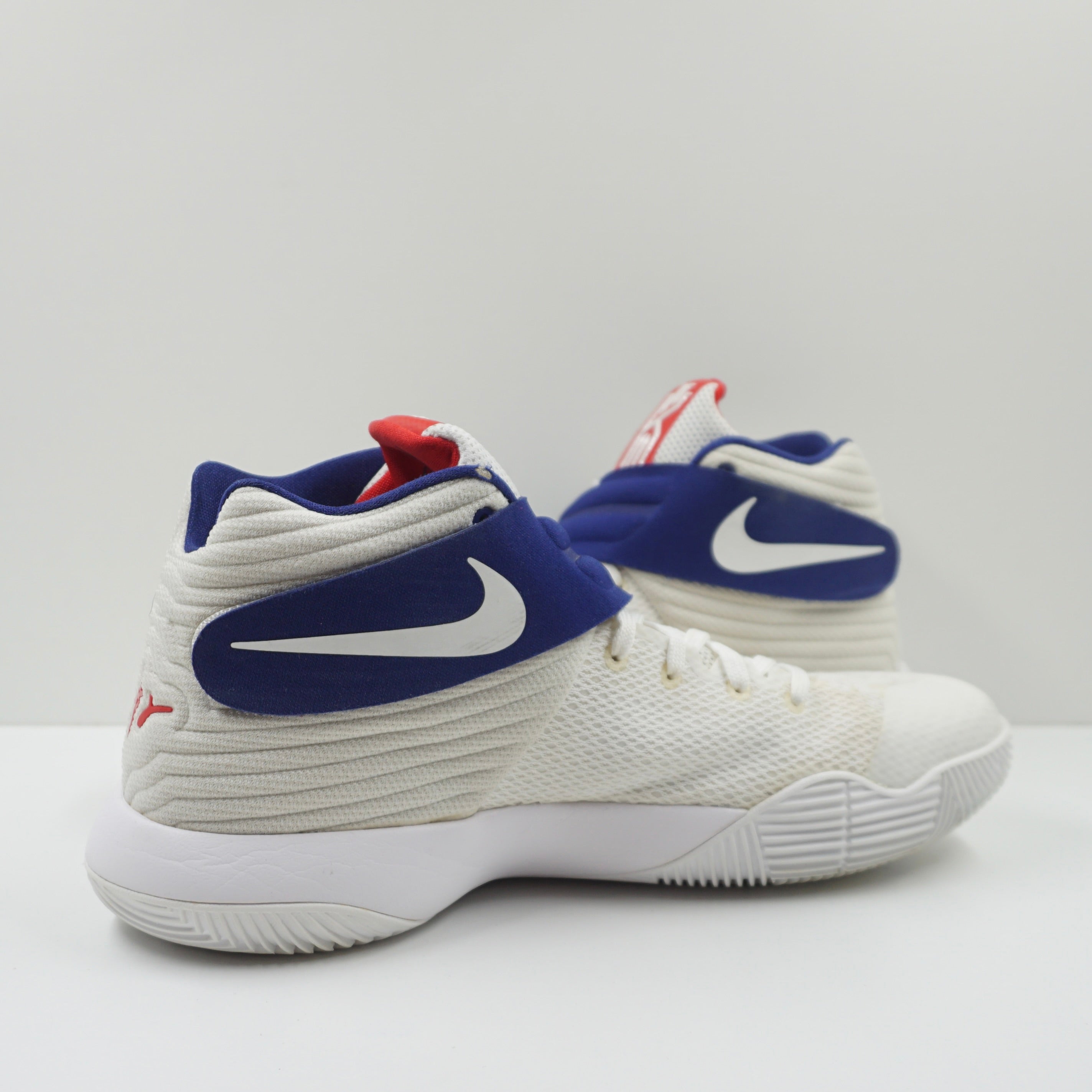 Nike Kyrie 2 USA