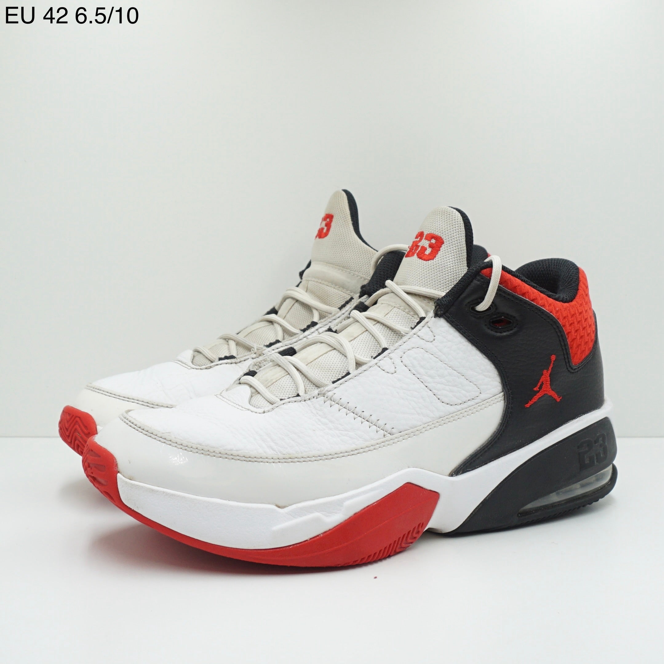 Jordan Max Aura 3 White