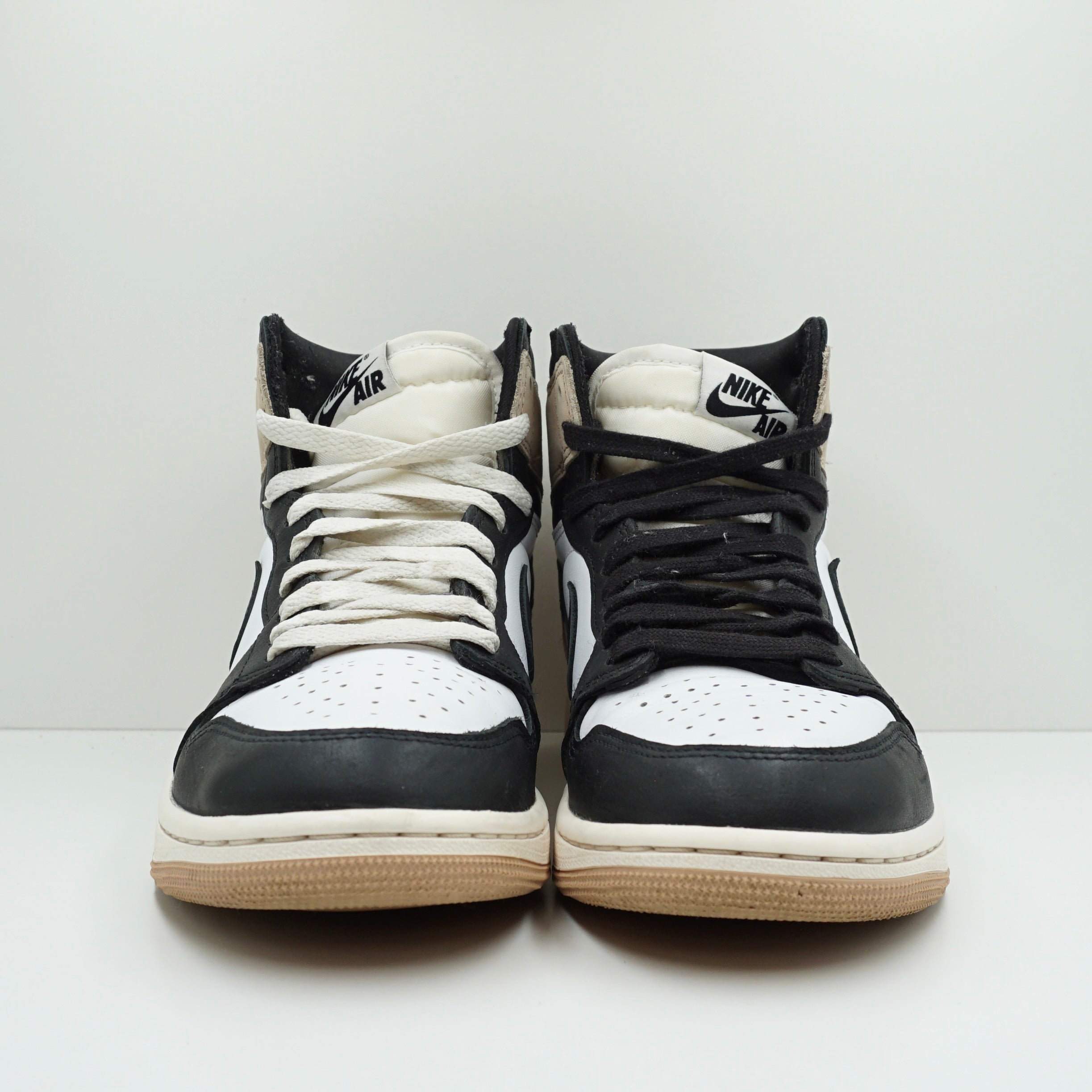 Jordan 1 Retro High OG Latte (W)