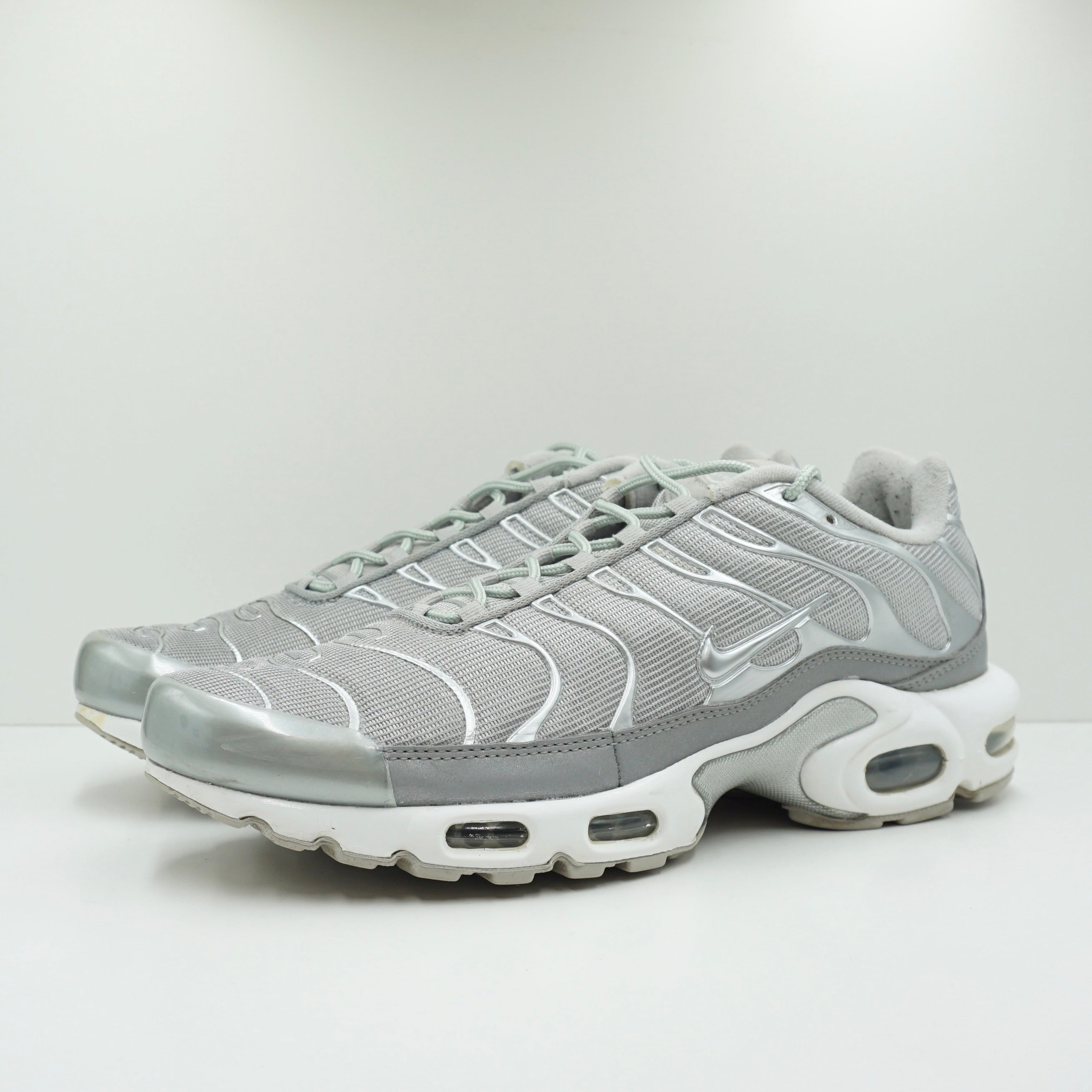 Nike Air Max Plus Metallic Silver