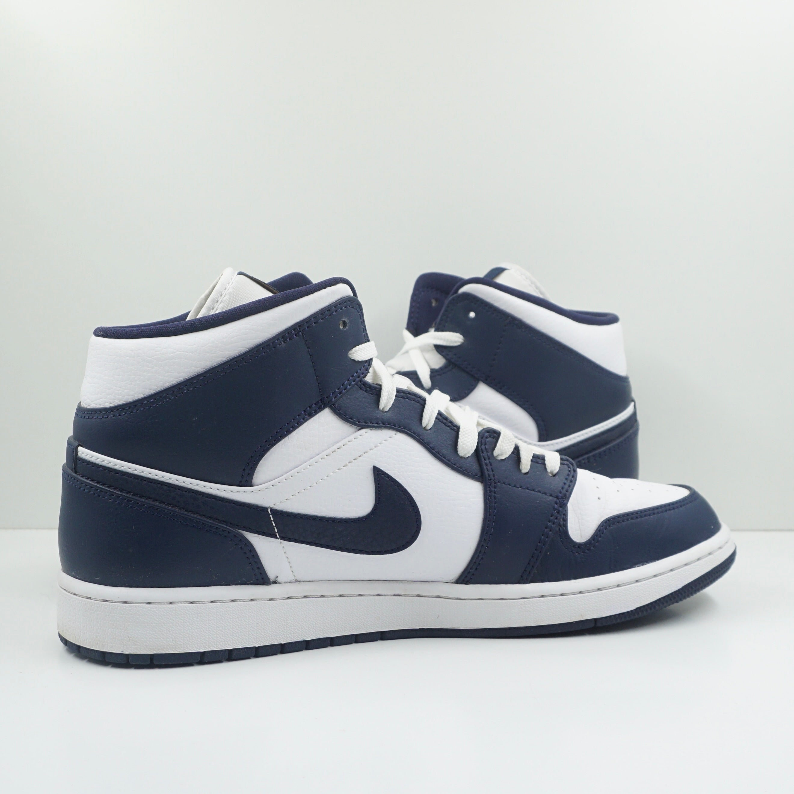 Jordan 1 Mid White Metallic Gold Obsidian