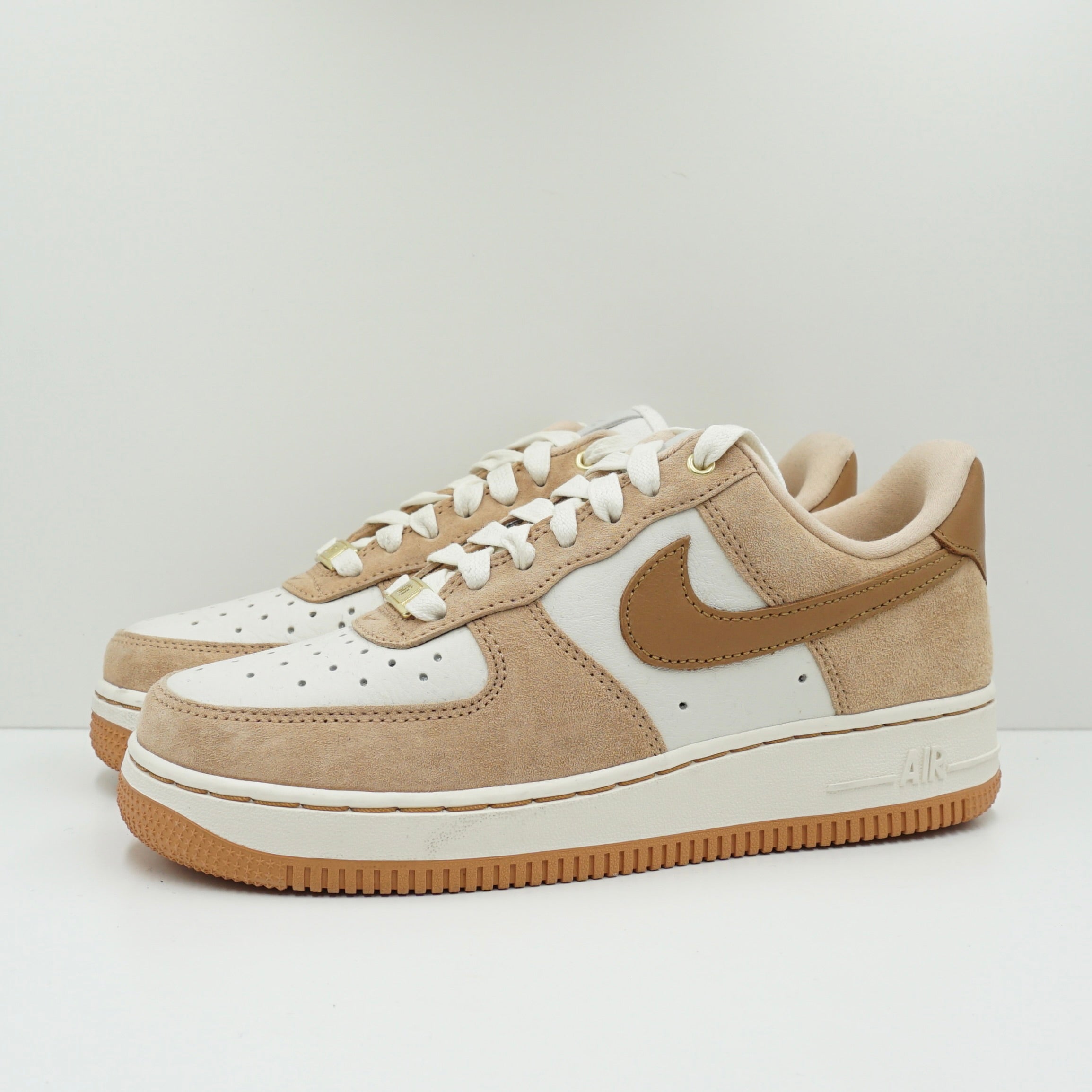Nike Air Force 1 Low LXX Vachetta Tan Flax (W)