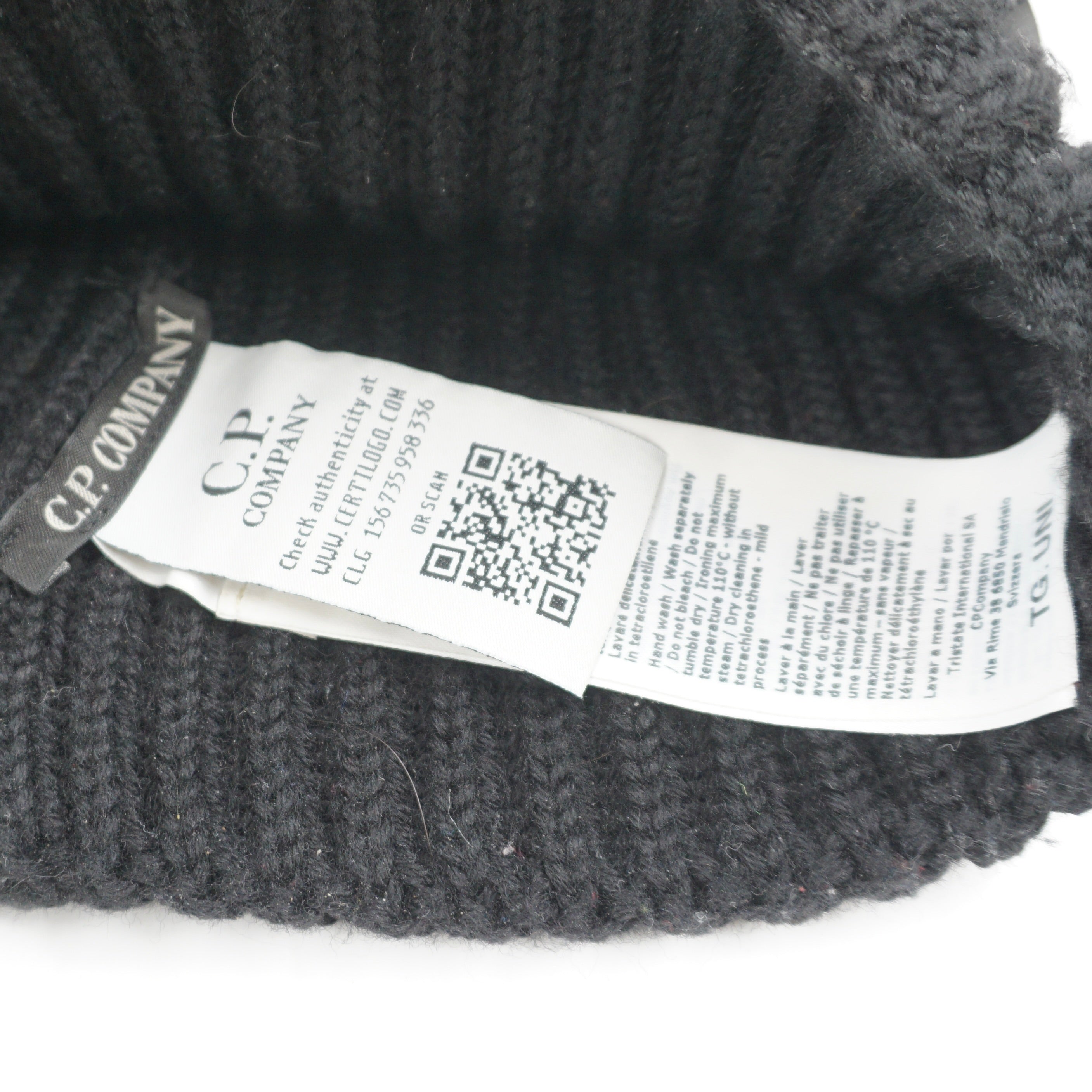CP Company Googles Beanie Black