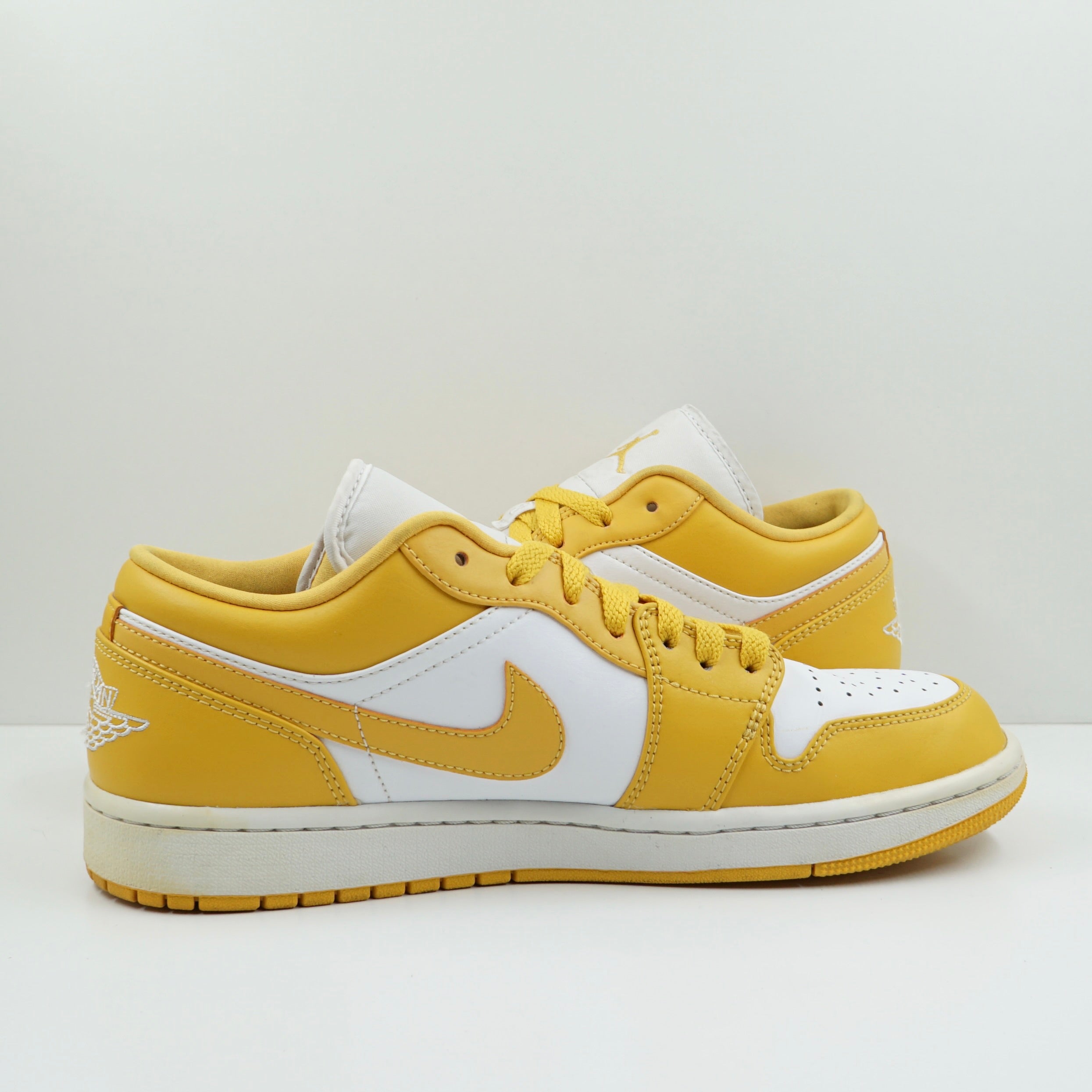 Jordan 1 Low Pollen