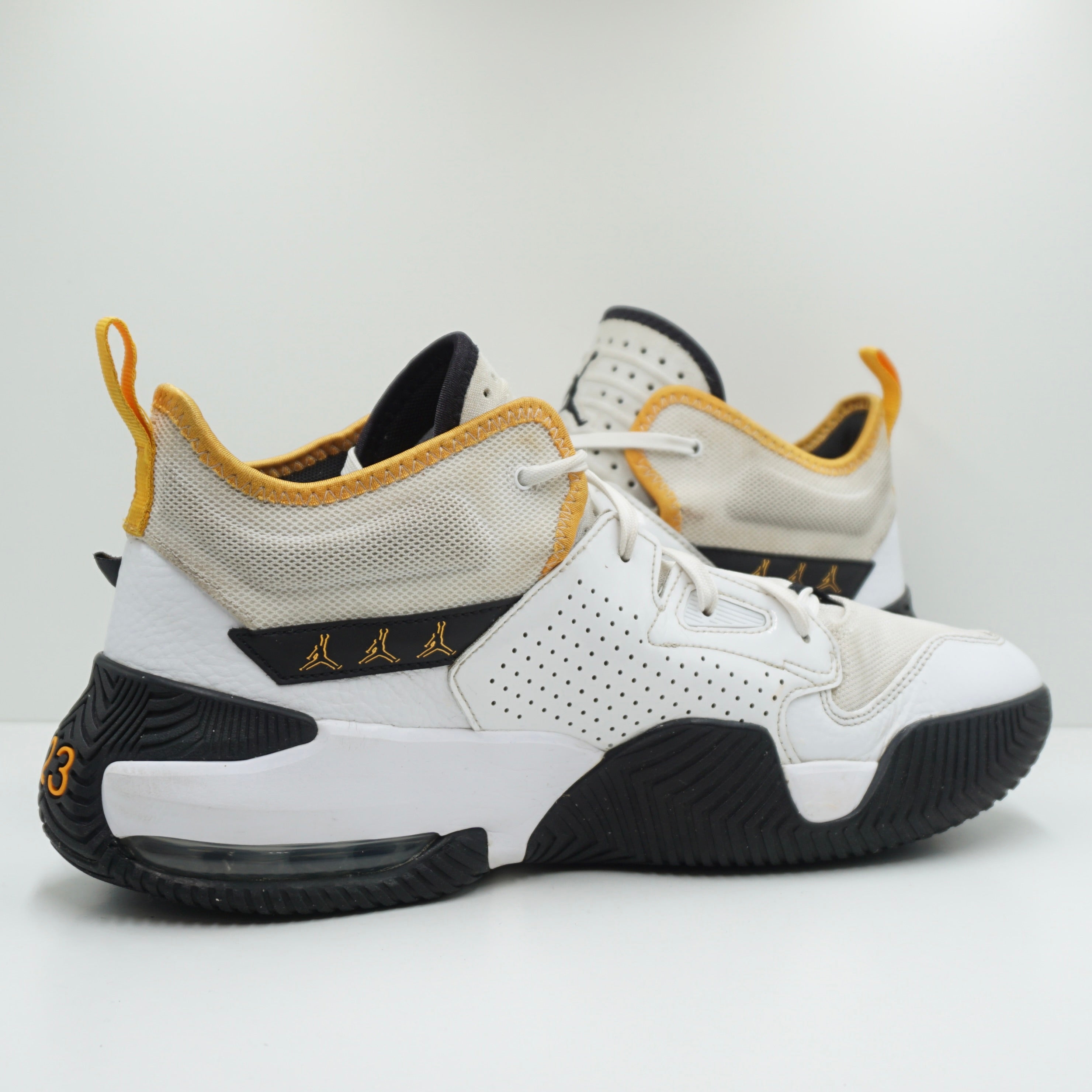 Jordan Stay Loyal 2 White Taxi Black