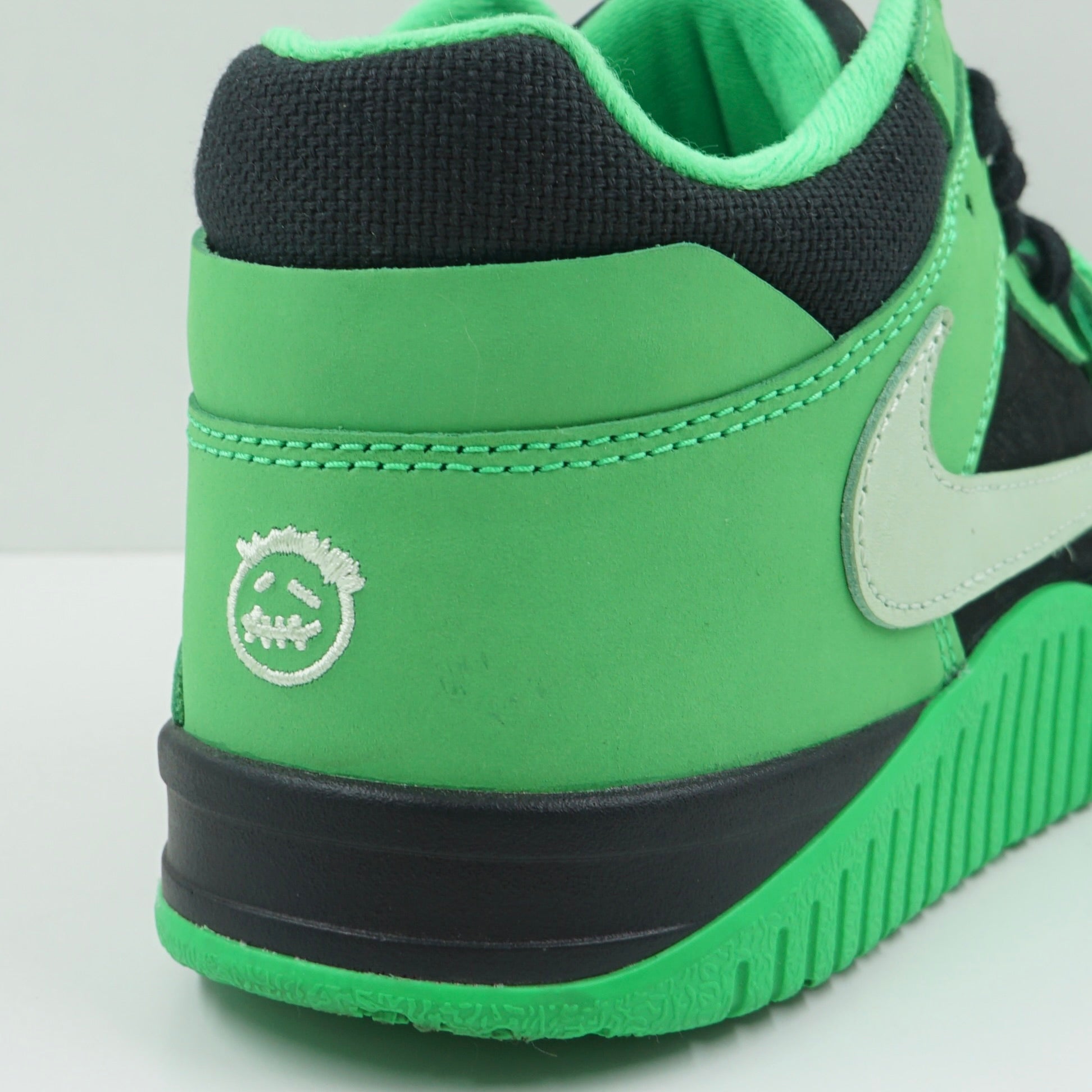 Jordan CJ1 T-Rexx Travis Scott Green Spark