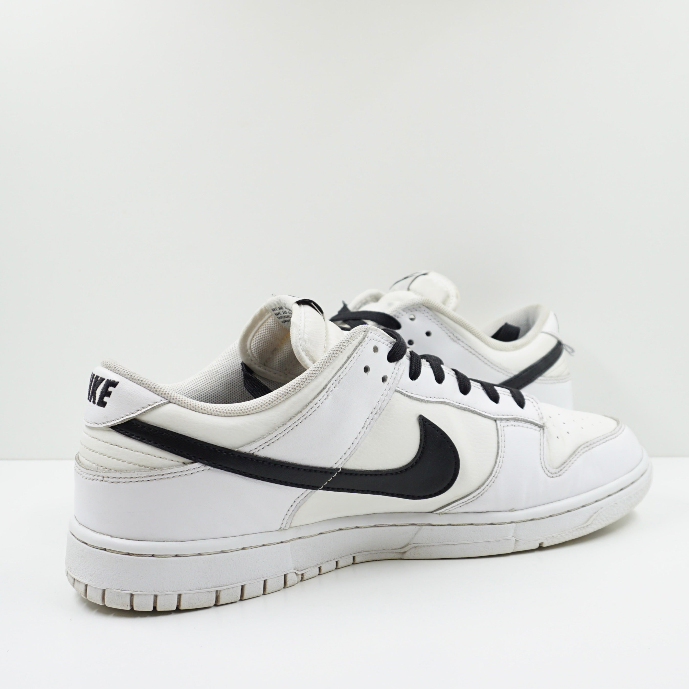 Nike Dunk Low Reverse Panda
