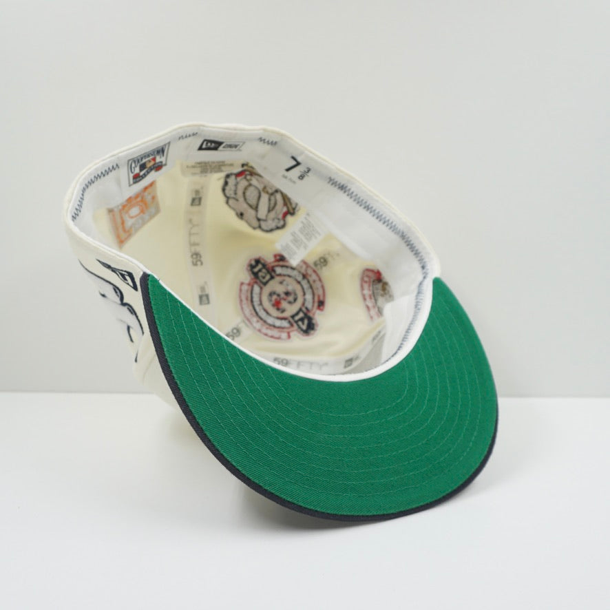 New Era MLB Cooperstown Chicago White Sox Patch Sail Navy Fitted Cap