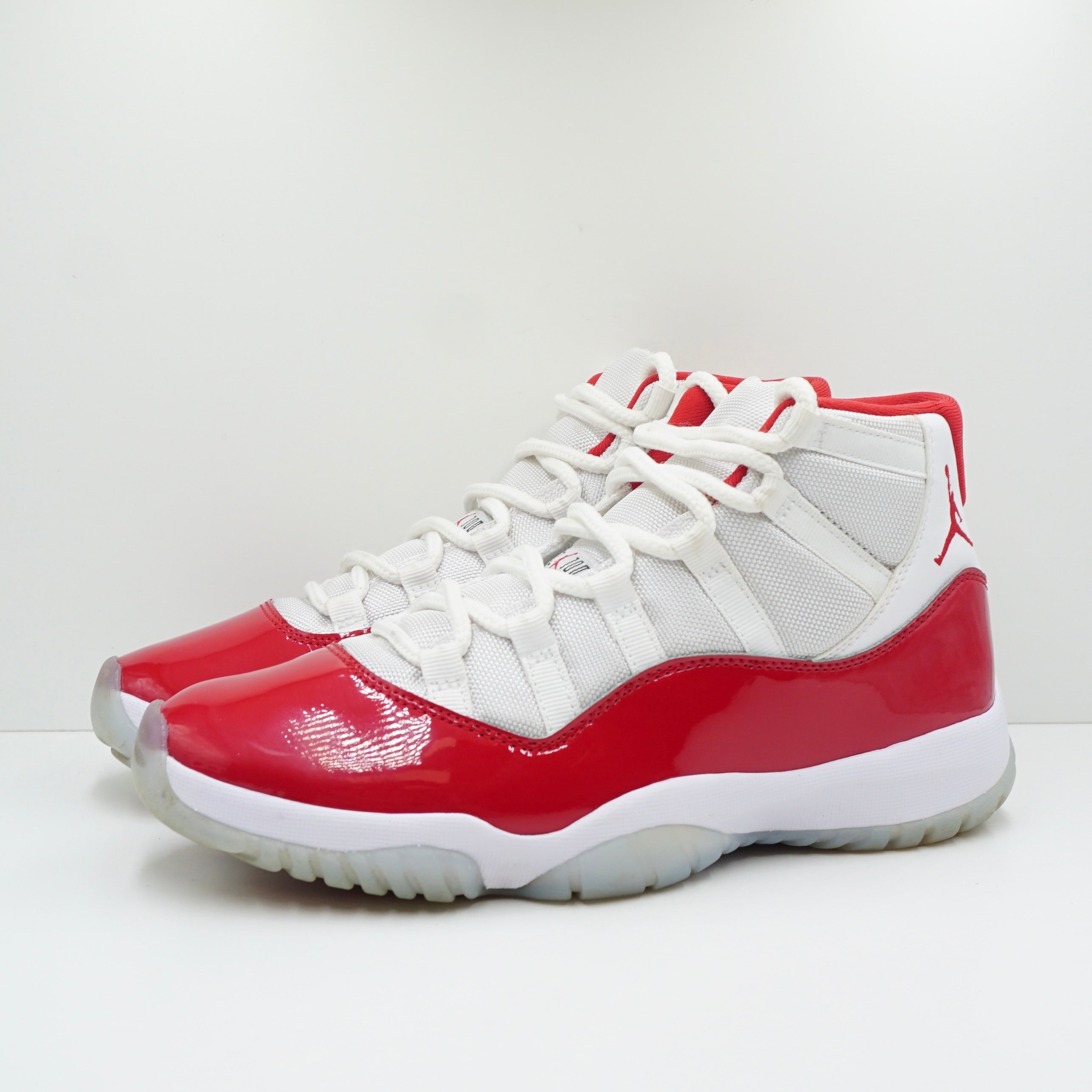 Jordan 11 Retro Cherry (2022)