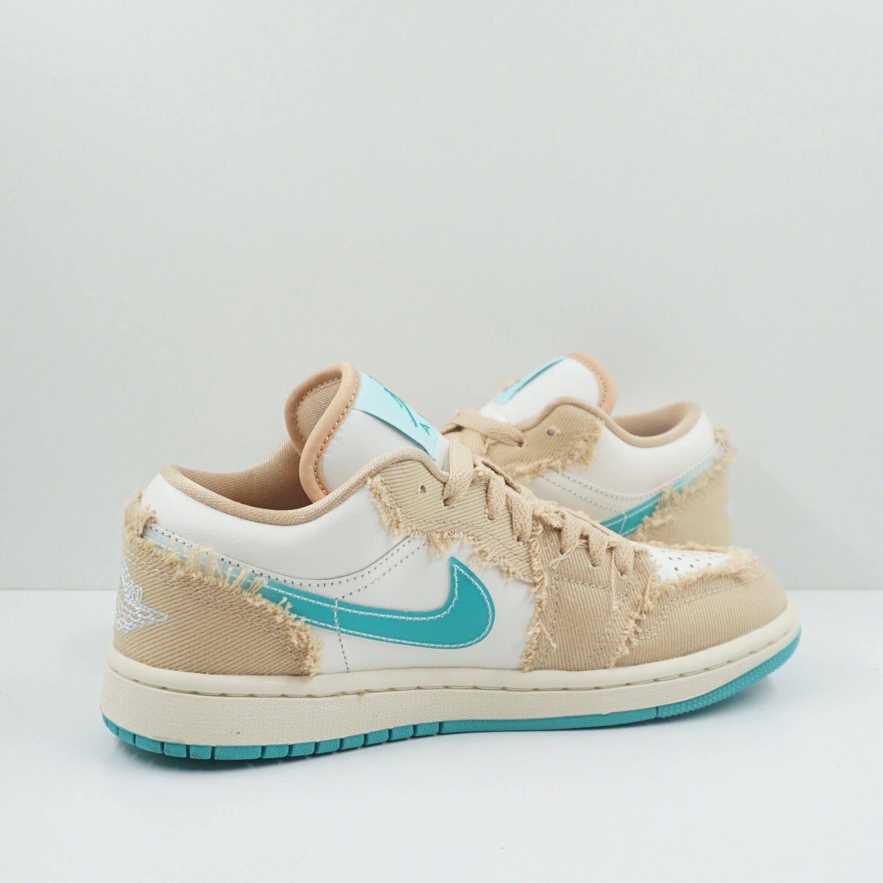 Jordan 1 Low SE Wave (W)