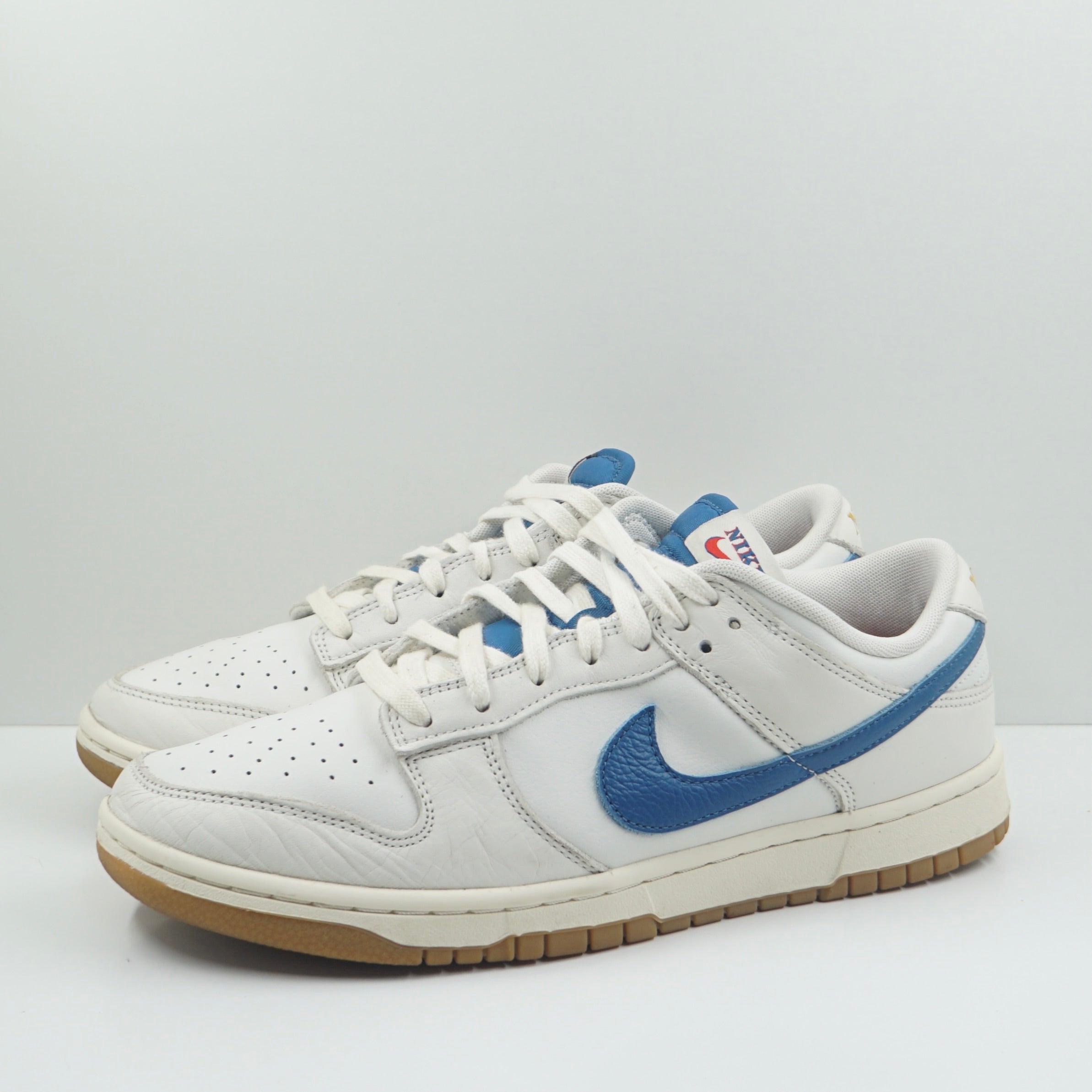Nike Dunk Low SE Sail Dark Marina Blue
