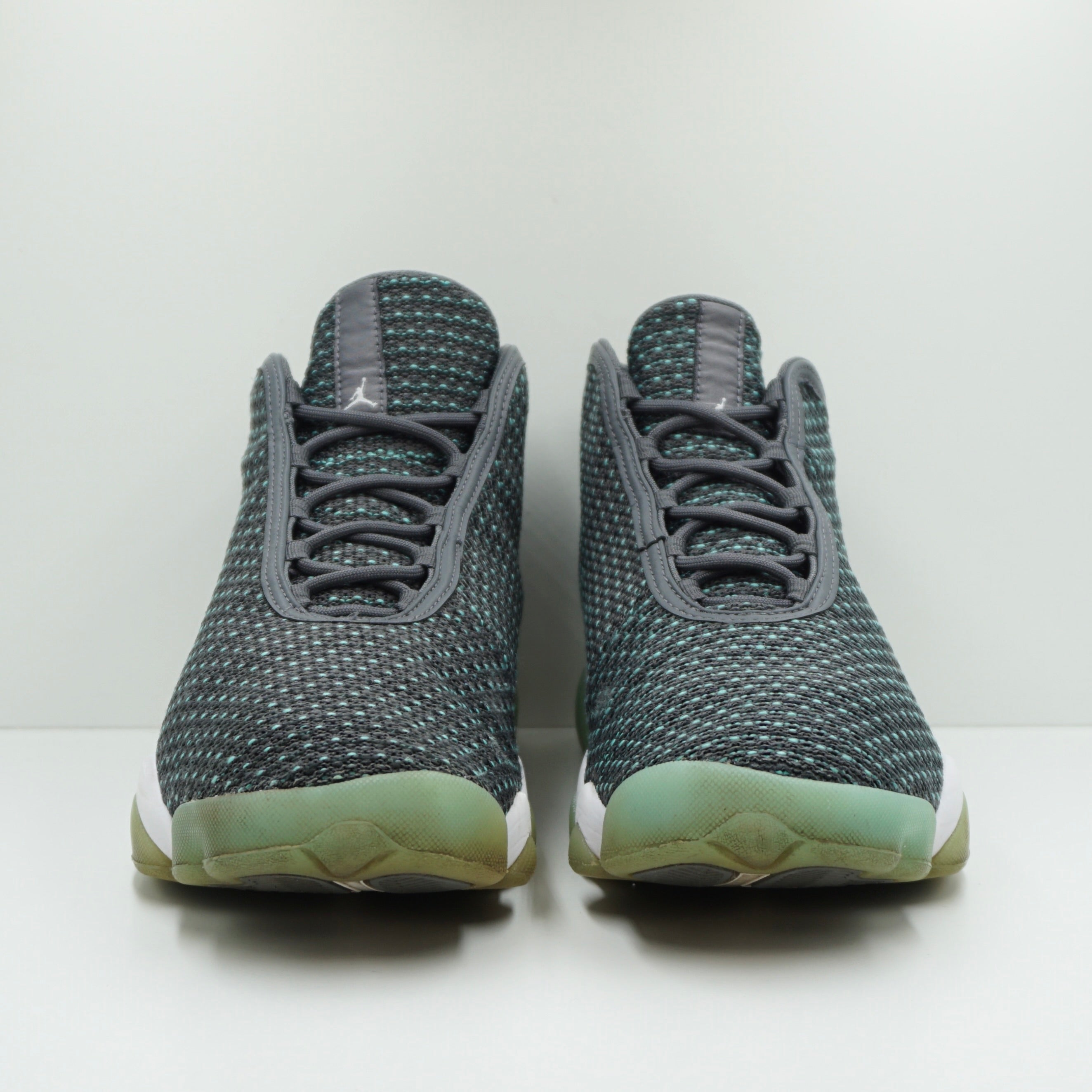 Jordan Horizon Dark Grey Hyper Turquoise