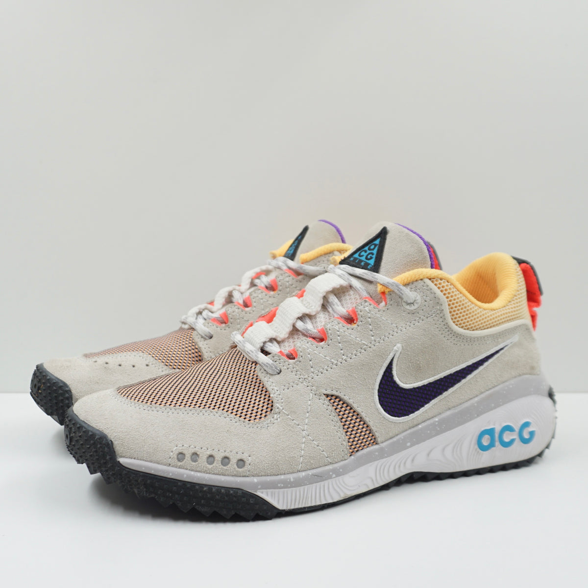 Nike ACG Dog Mountain Summit White Black Laser Orange Men\'s Size 12.5 ACG Dog Mountain - Summit White/Black-Laser Orange – Feature main image 2